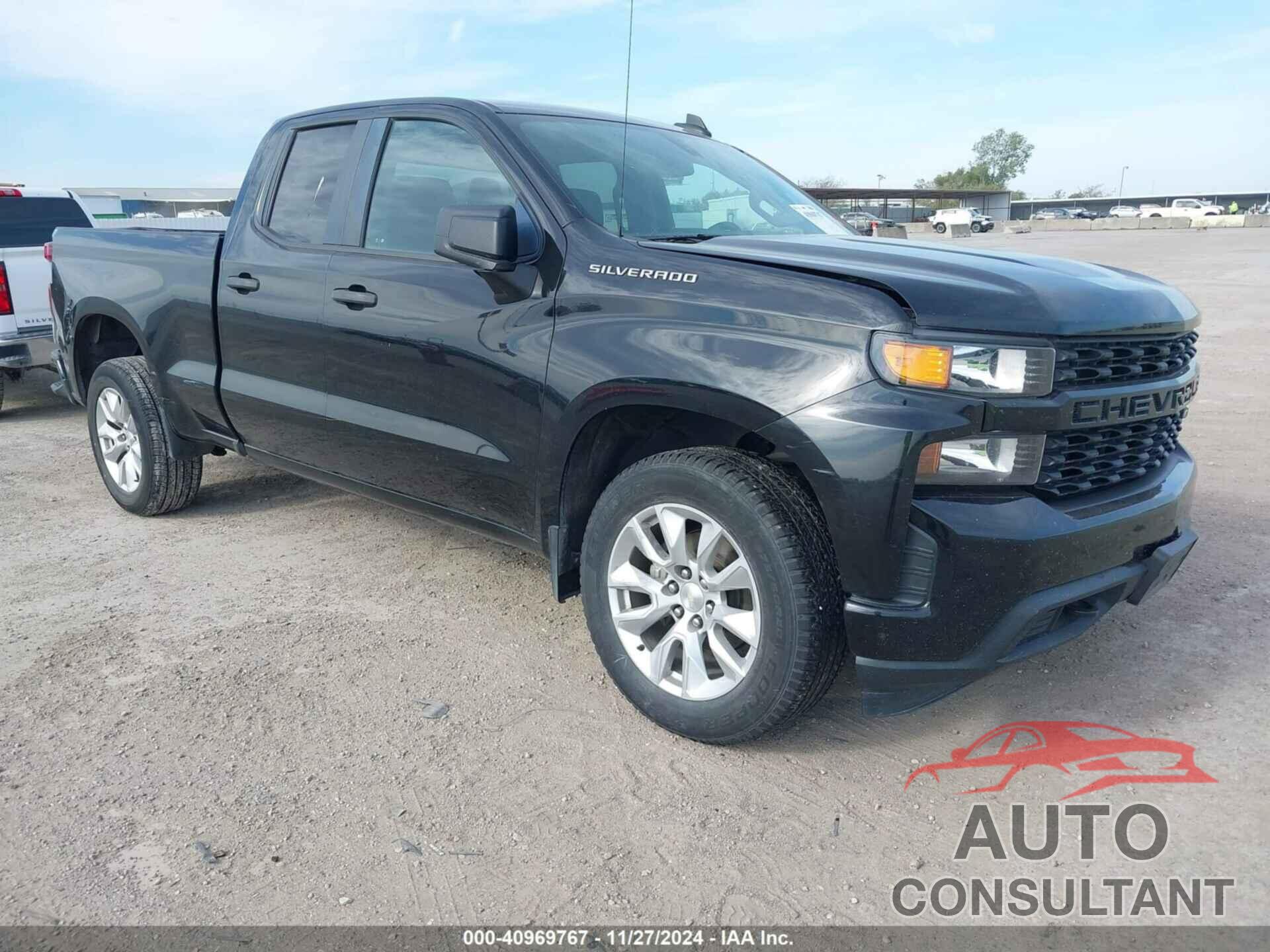 CHEVROLET SILVERADO 1500 2019 - 1GCRWBEF3KZ345729