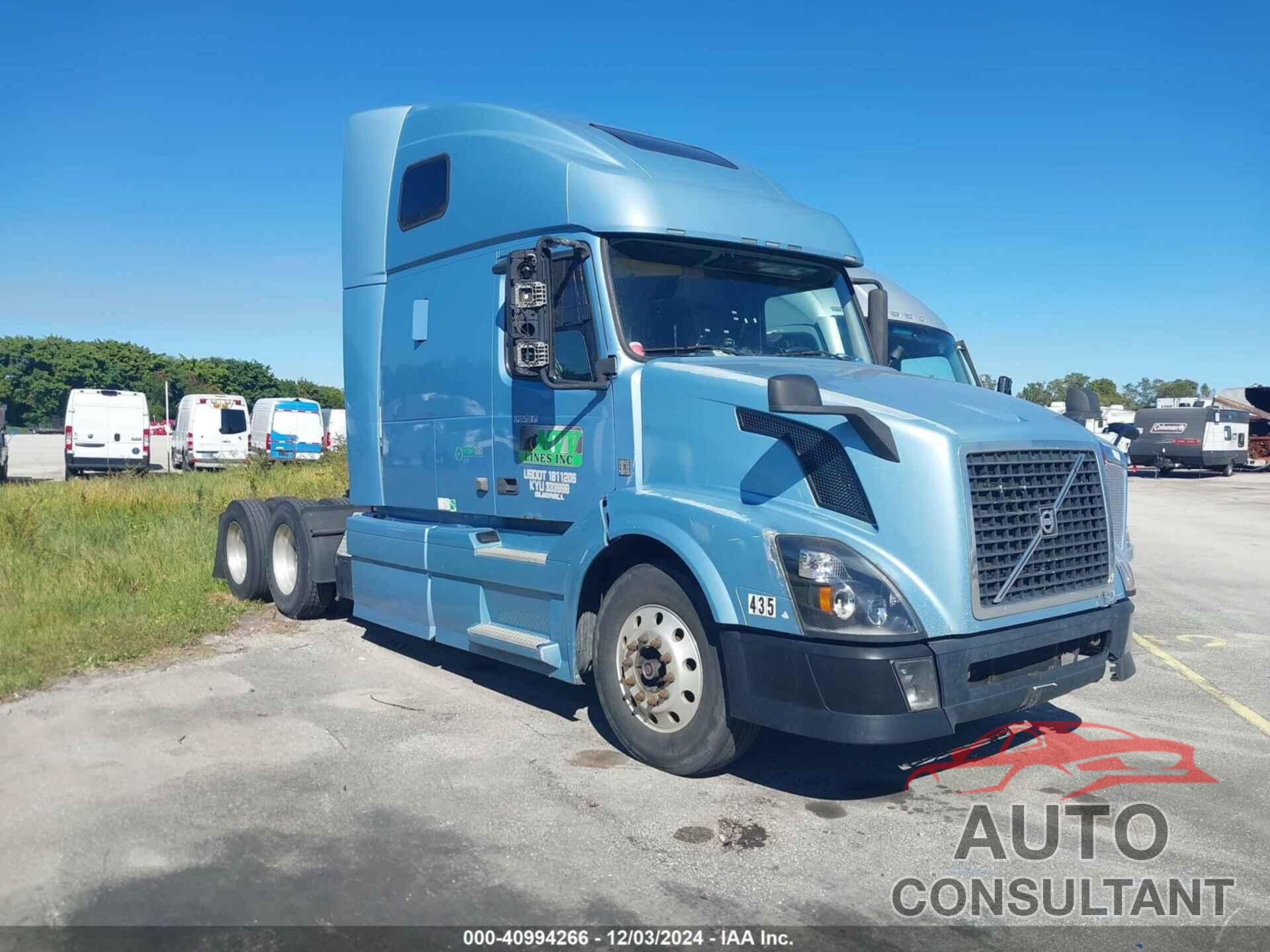 VOLVO VN 2012 - 4V4NC9EH3CN534444