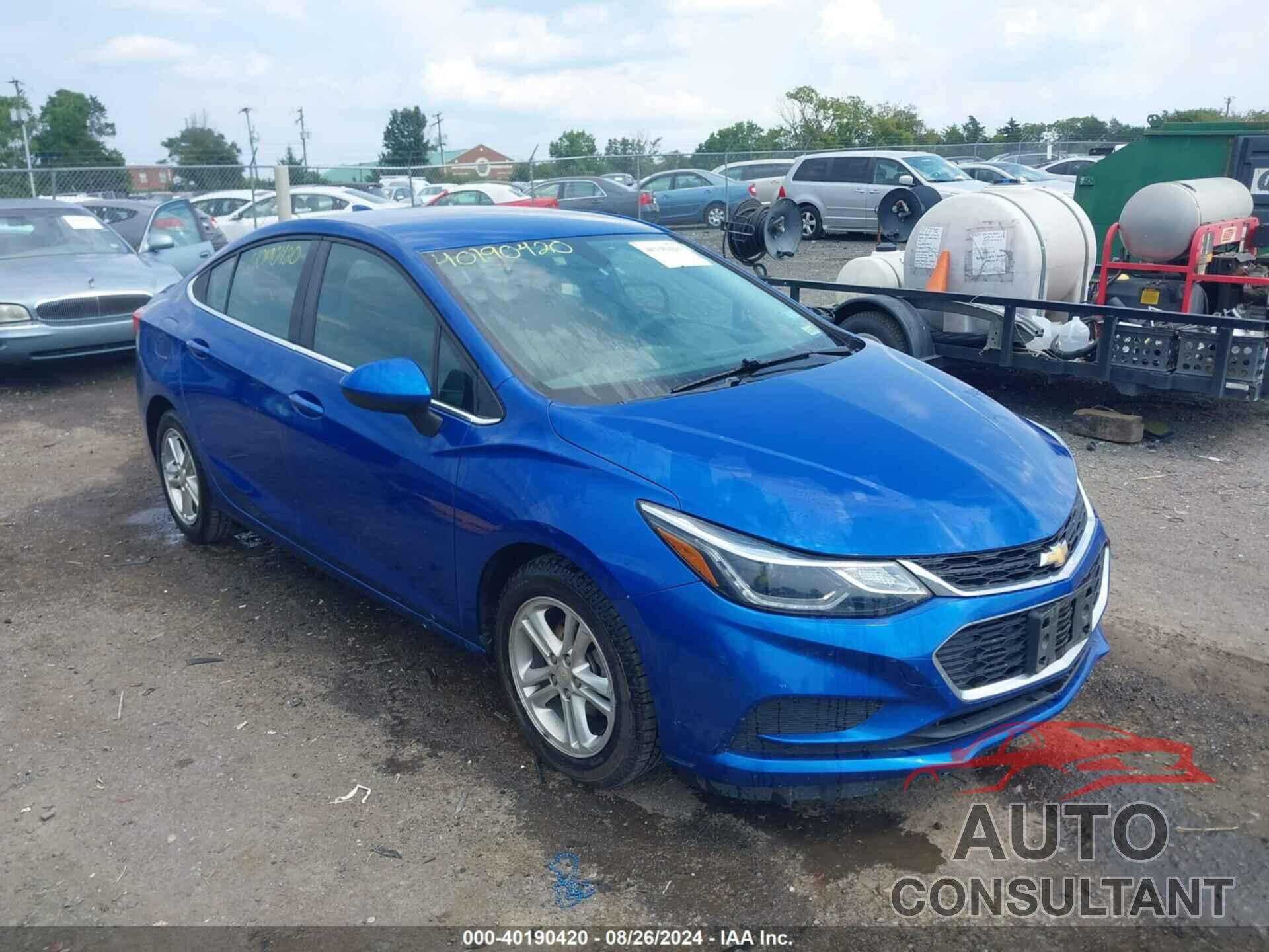 CHEVROLET CRUZE 2018 - 1G1BE5SM1J7151325