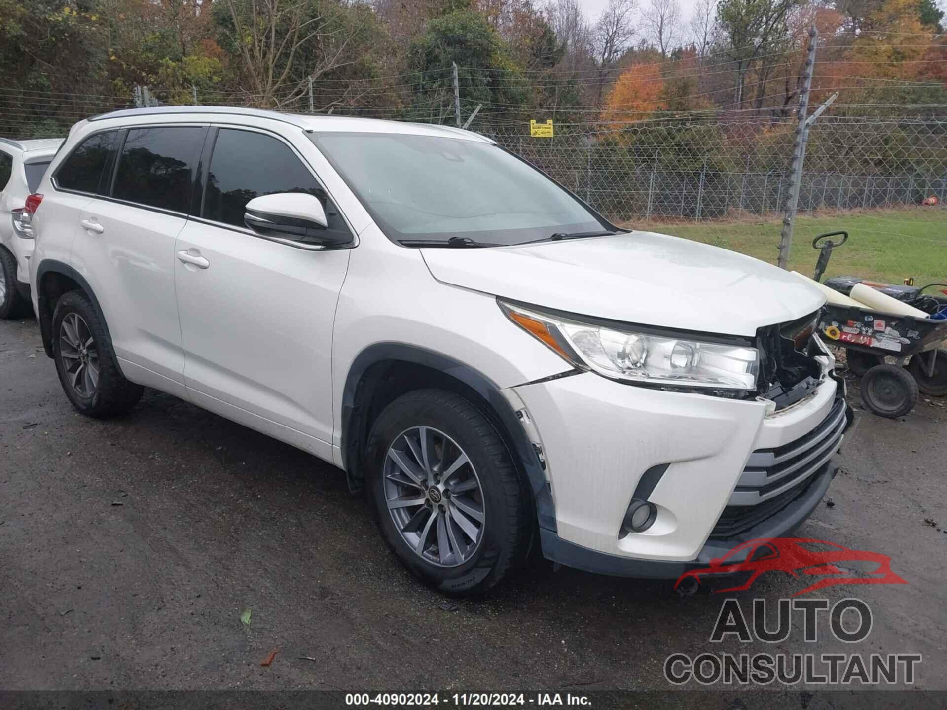 TOYOTA HIGHLANDER 2017 - 5TDKZRFH5HS517867