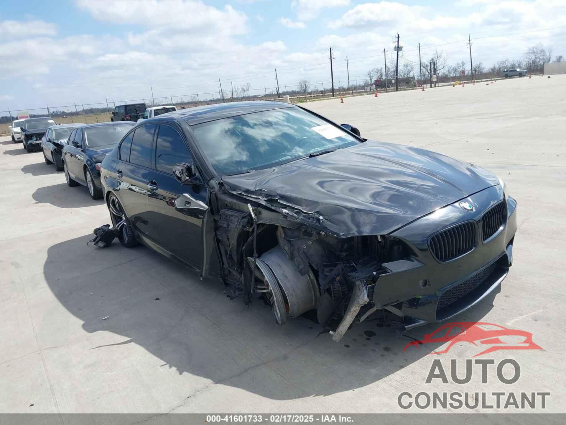 BMW M5 2013 - WBSFV9C54DD095547