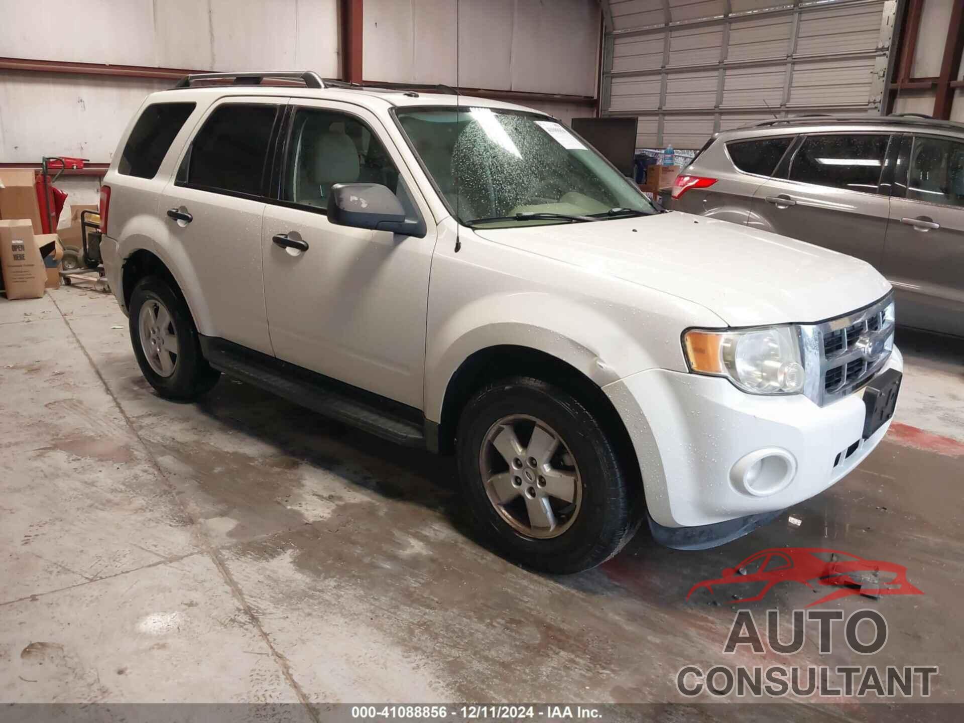 FORD ESCAPE 2010 - 1FMCU0D73AKA10208