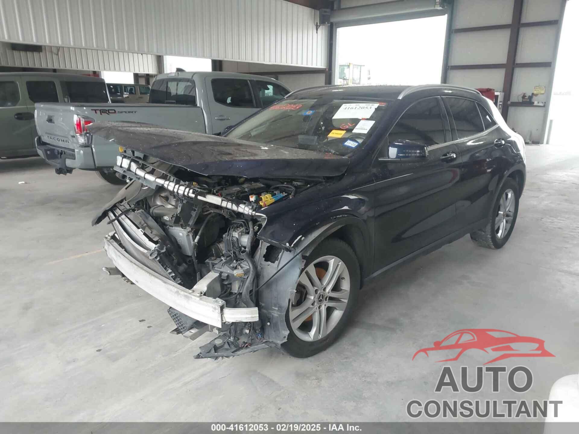 MERCEDES-BENZ GLA 250 2019 - WDCTG4GB8KJ542722