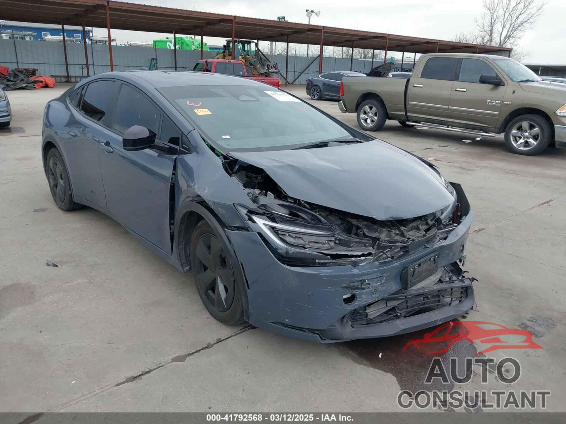 TOYOTA PRIUS 2023 - JTDACAAU0P3006862