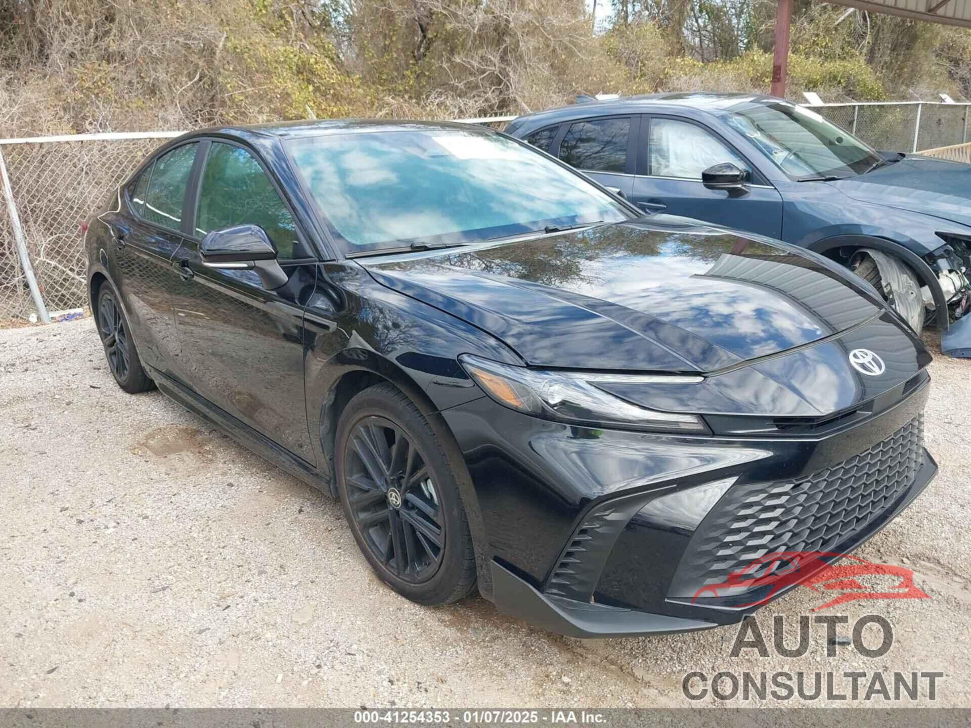 TOYOTA CAMRY 2025 - 4T1DAACK3SU524381