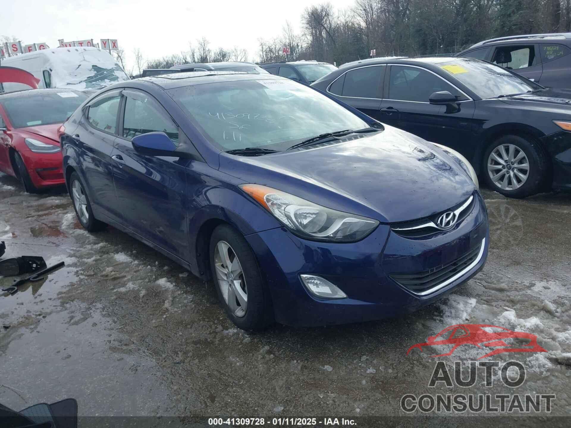 HYUNDAI ELANTRA 2013 - 5NPDH4AE3DH370573