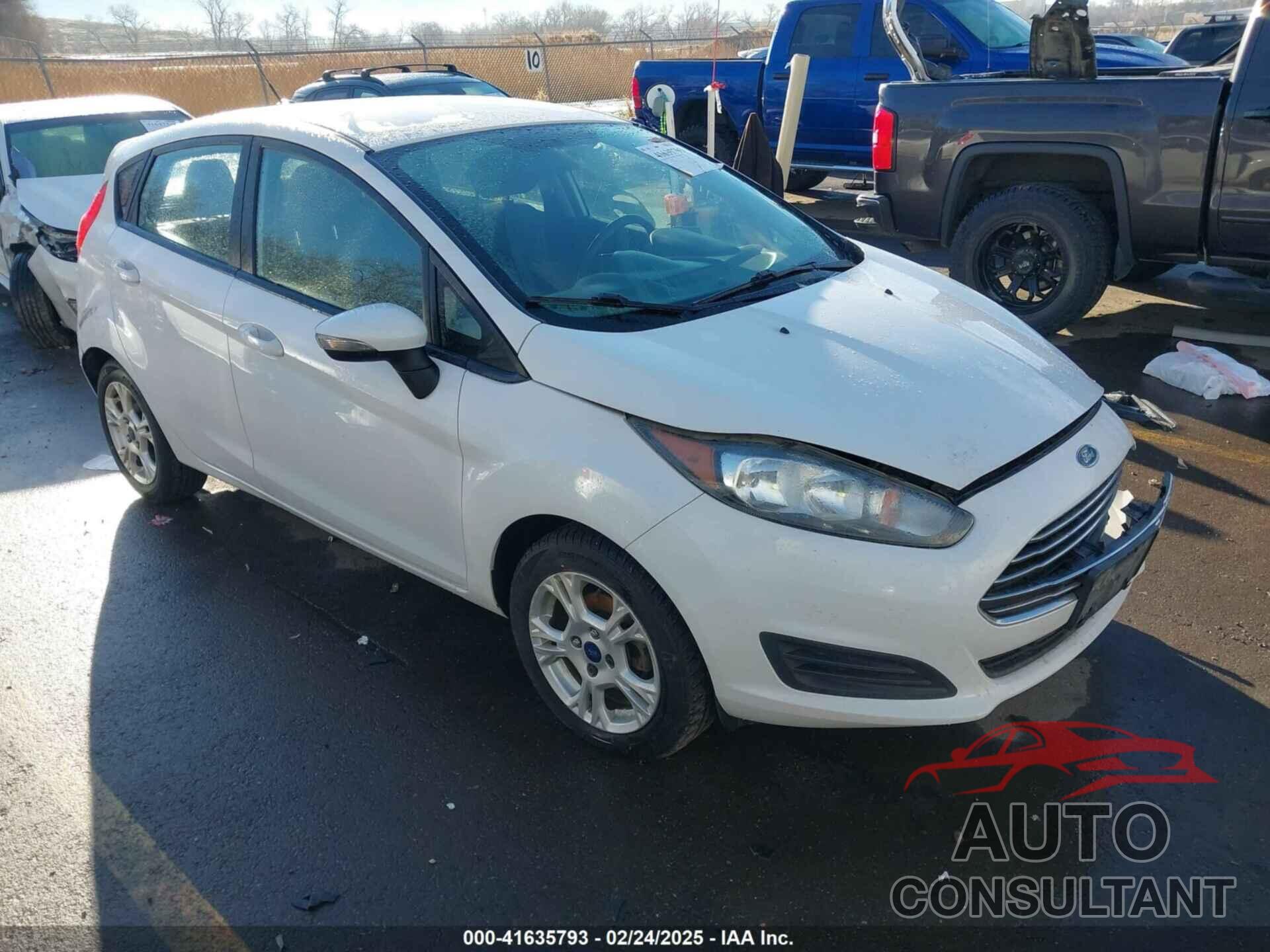 FORD FIESTA 2015 - 3FADP4EJ8FM107878