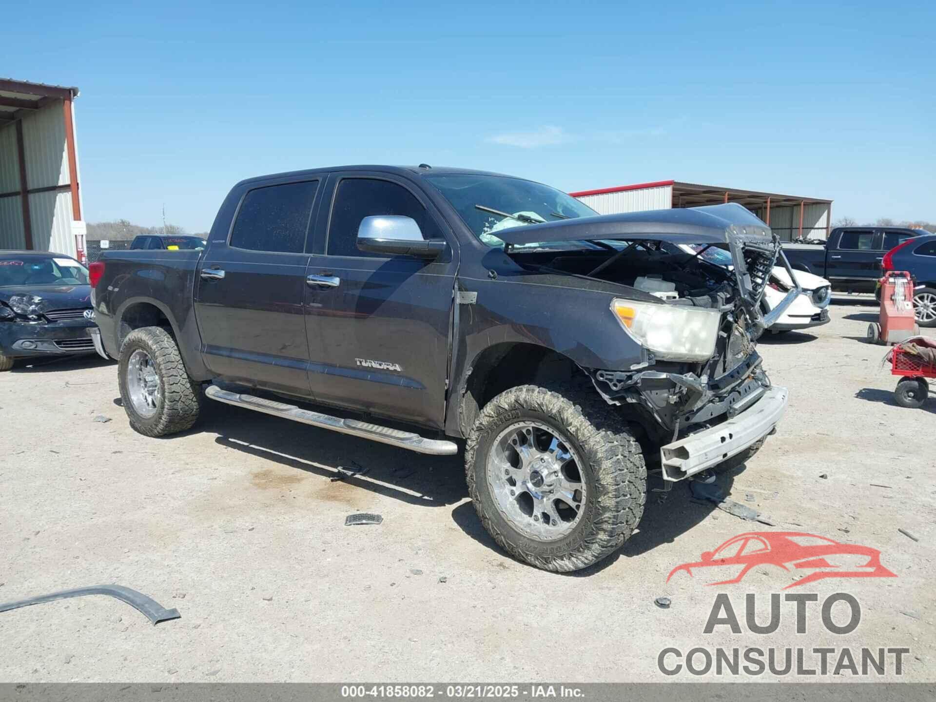 TOYOTA TUNDRA 2011 - 5TFHW5F13BX182429