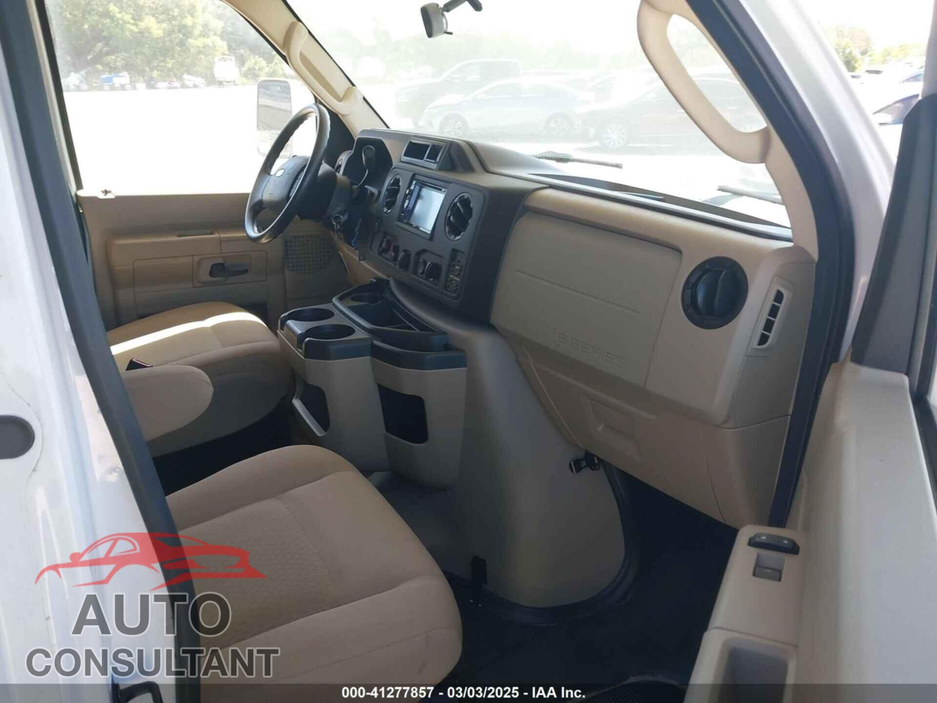 FORD E-450 CUTAWAY 2017 - 1FDXE4FS3HDC18689