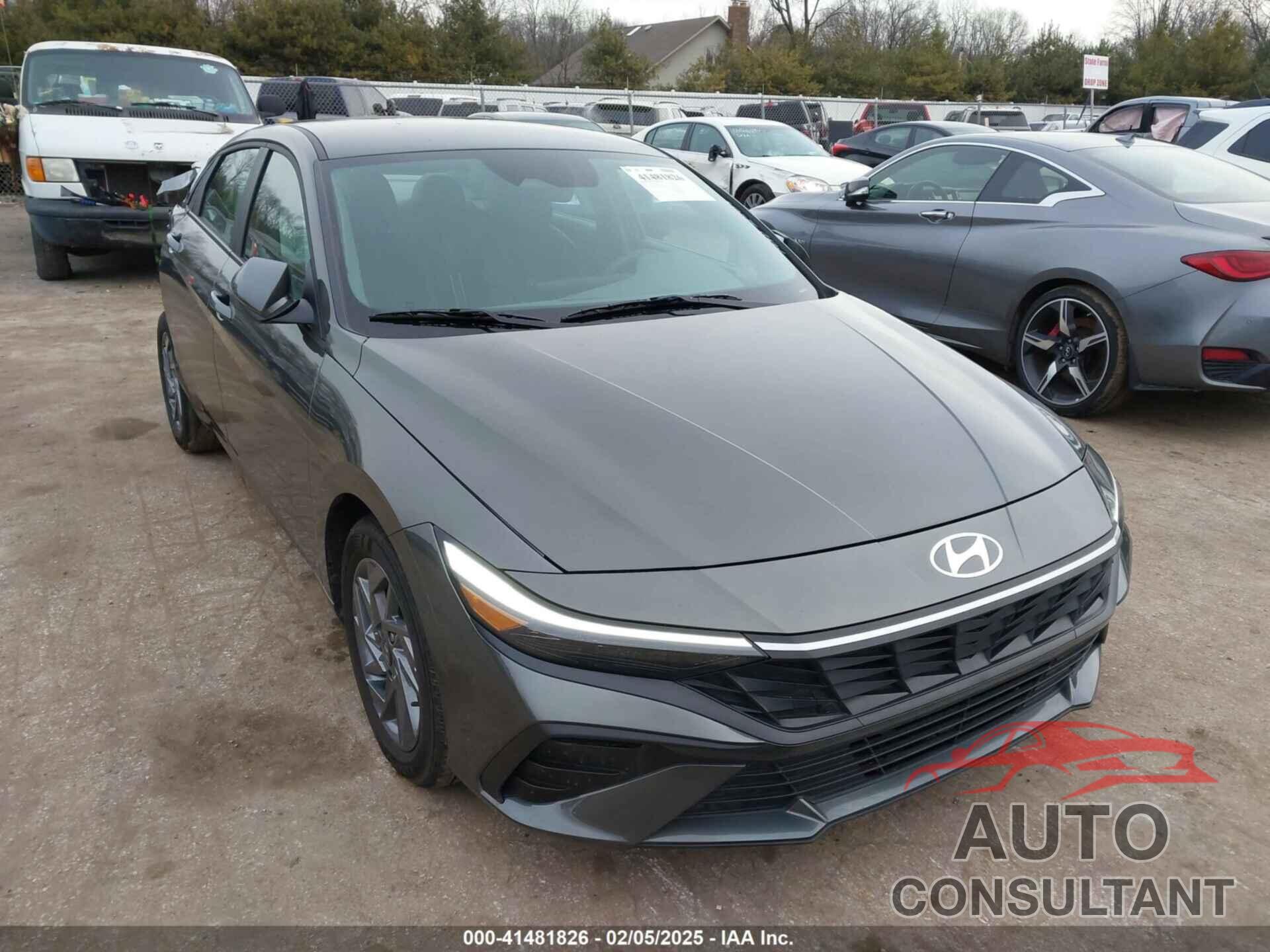 HYUNDAI ELANTRA 2024 - KMHLM4DG2RU757919