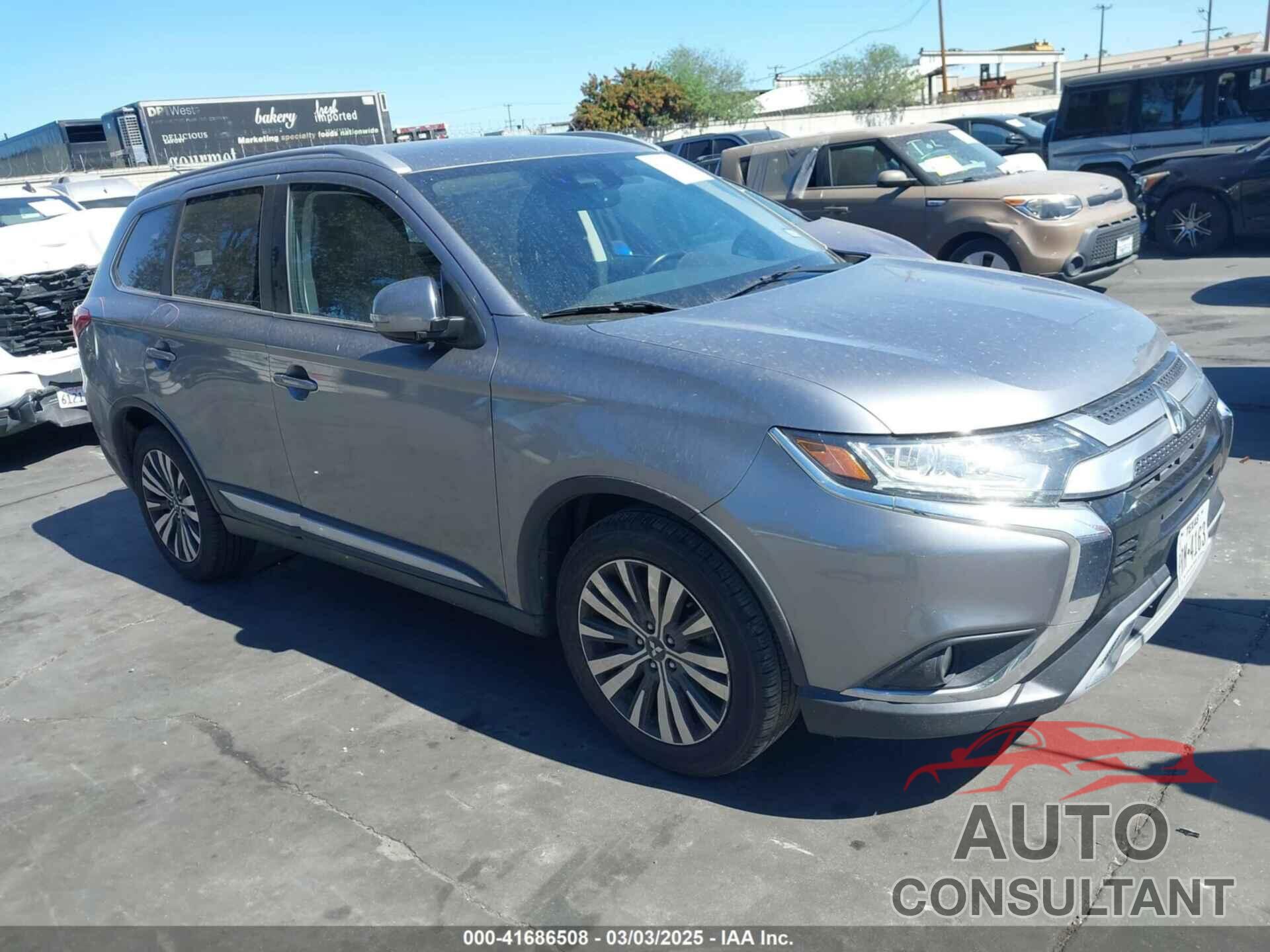 MITSUBISHI OUTLANDER 2020 - JA4AD3A33LZ025164