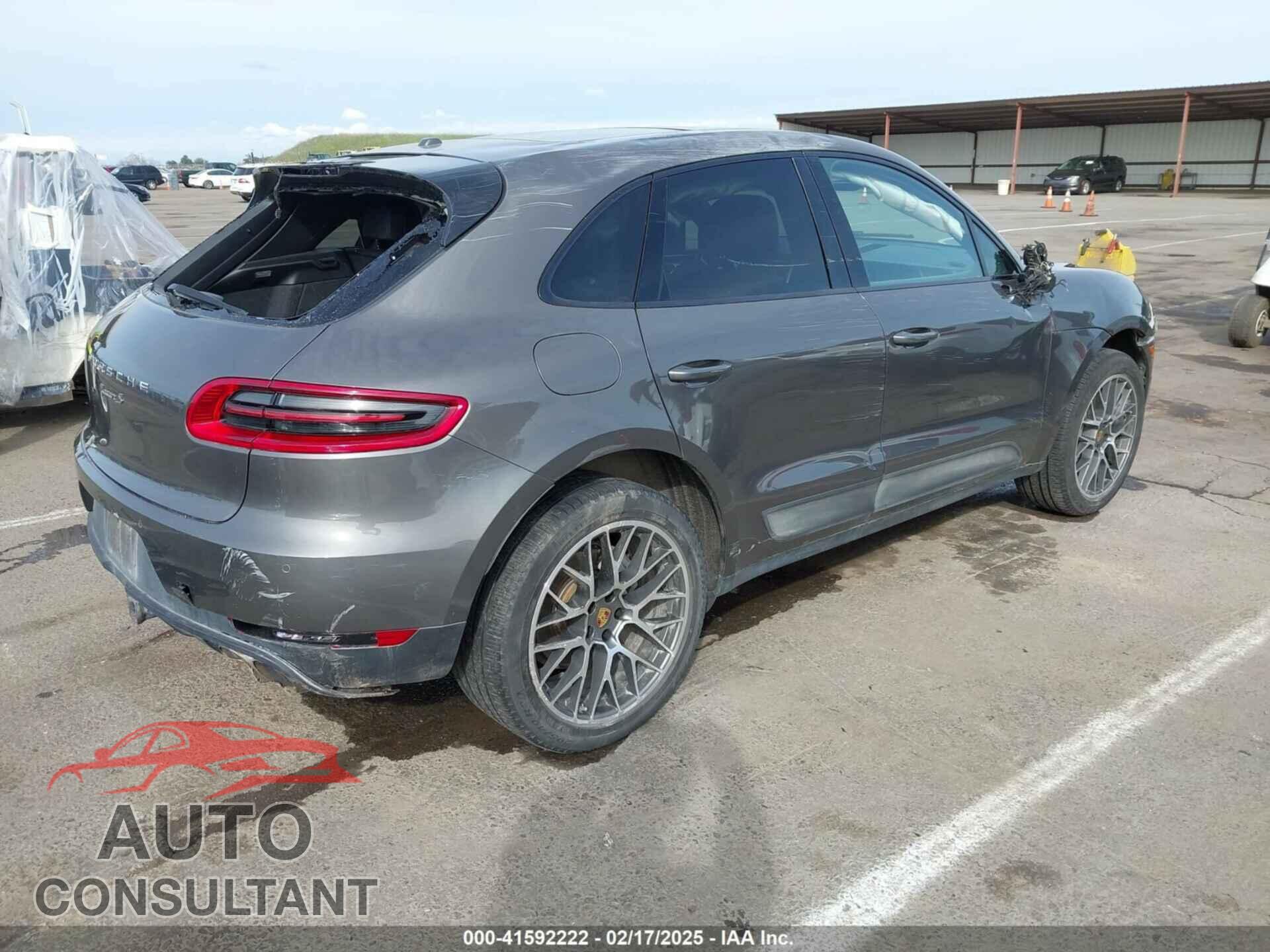PORSCHE MACAN 2016 - WP1AB2A56GLB45913