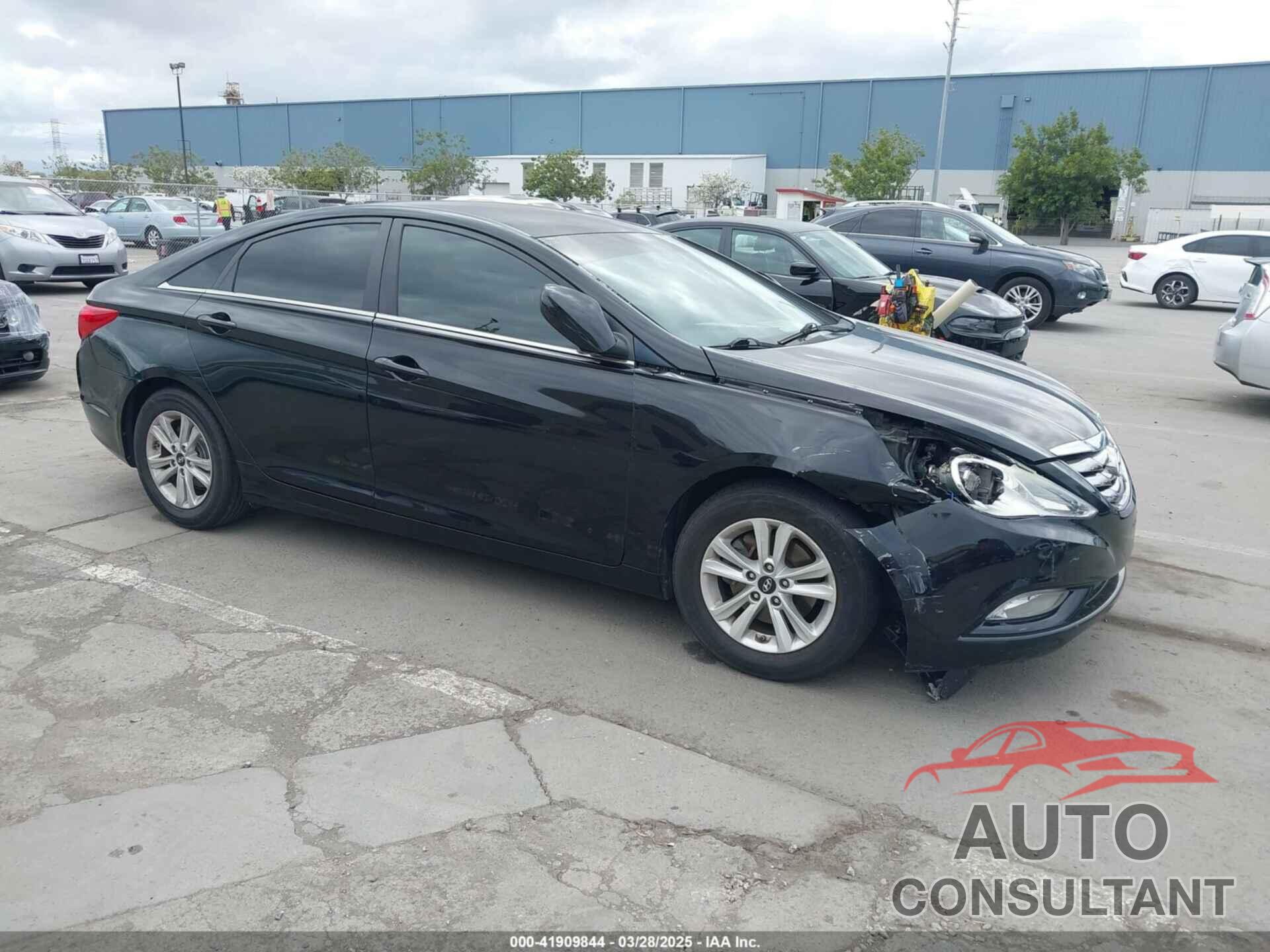 HYUNDAI SONATA 2013 - 5NPEB4AC3DH738786