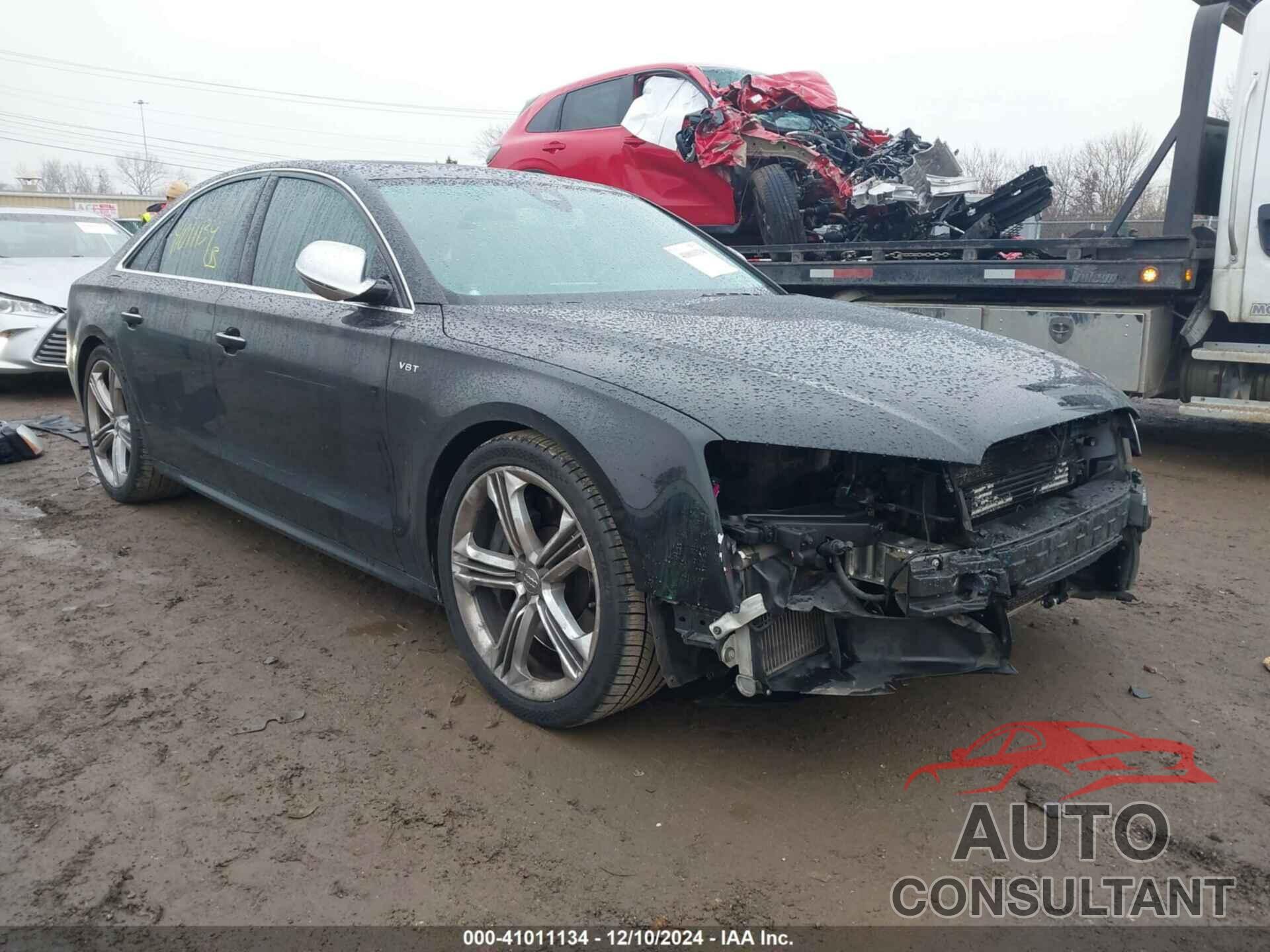 AUDI S8 2013 - WAUD2AFD2DN017724