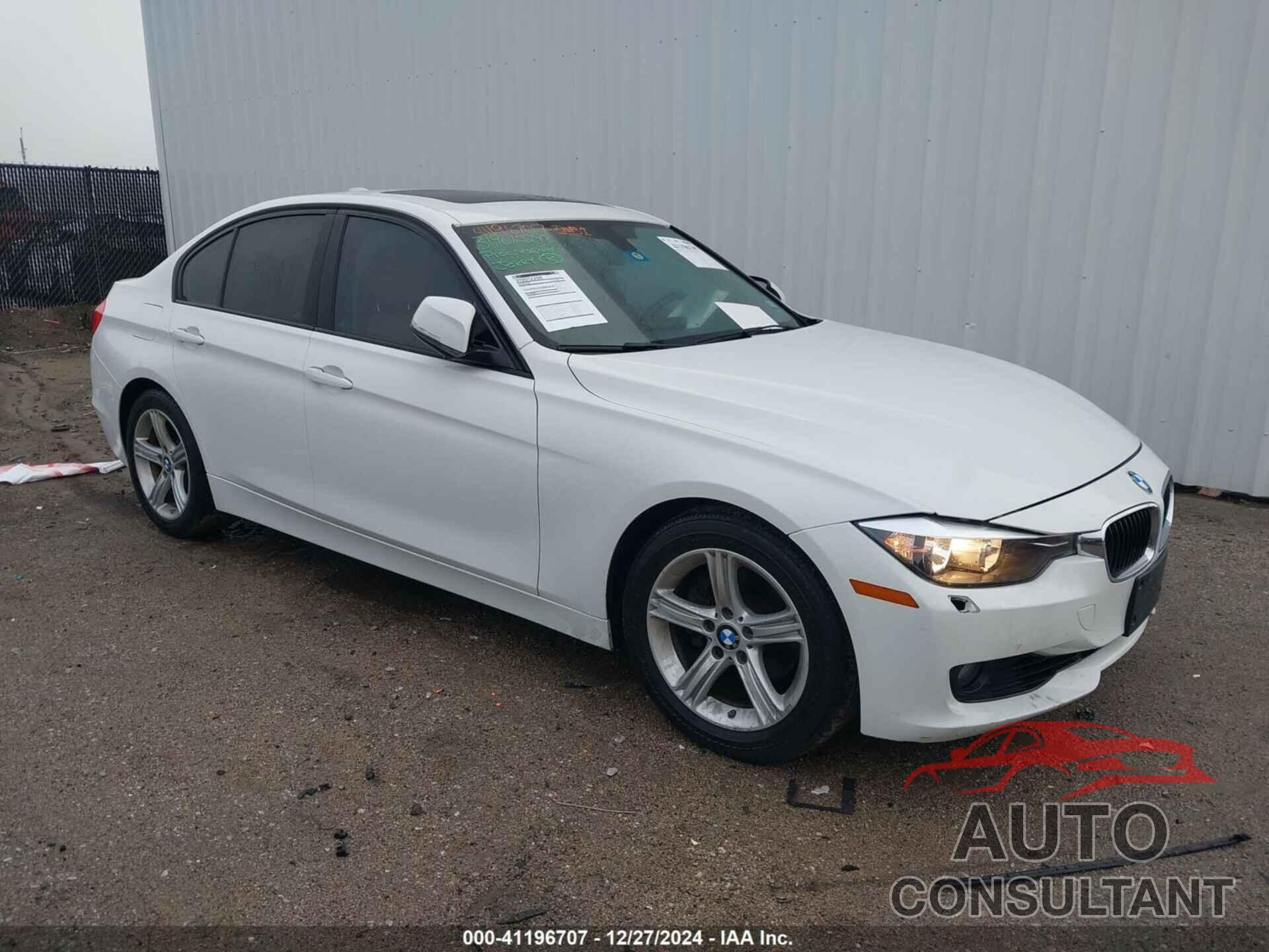 BMW 328I 2013 - WBA3C1G55DNN93551