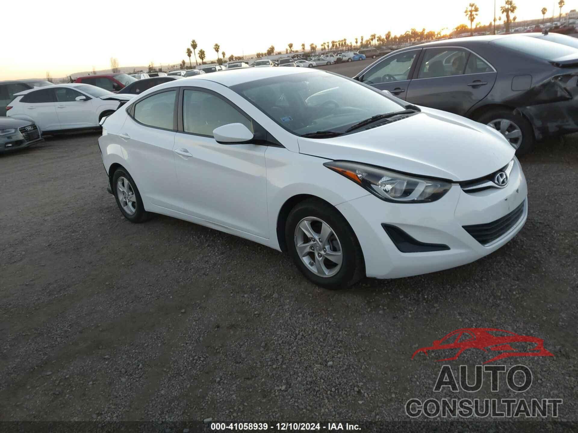 HYUNDAI ELANTRA 2015 - 5NPDH4AE7FH651147