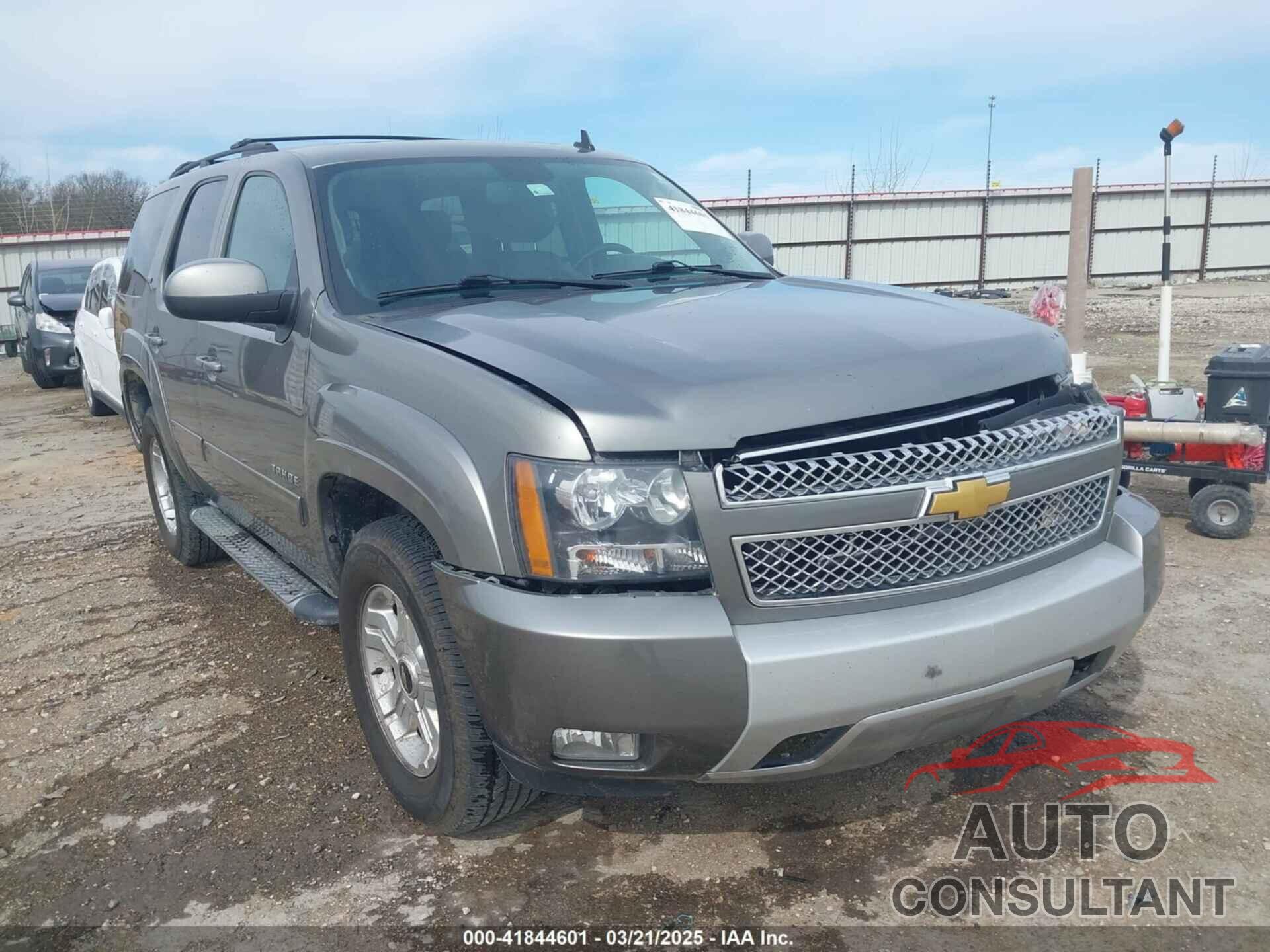 CHEVROLET TAHOE 2012 - 1GNSKBE01CR256050