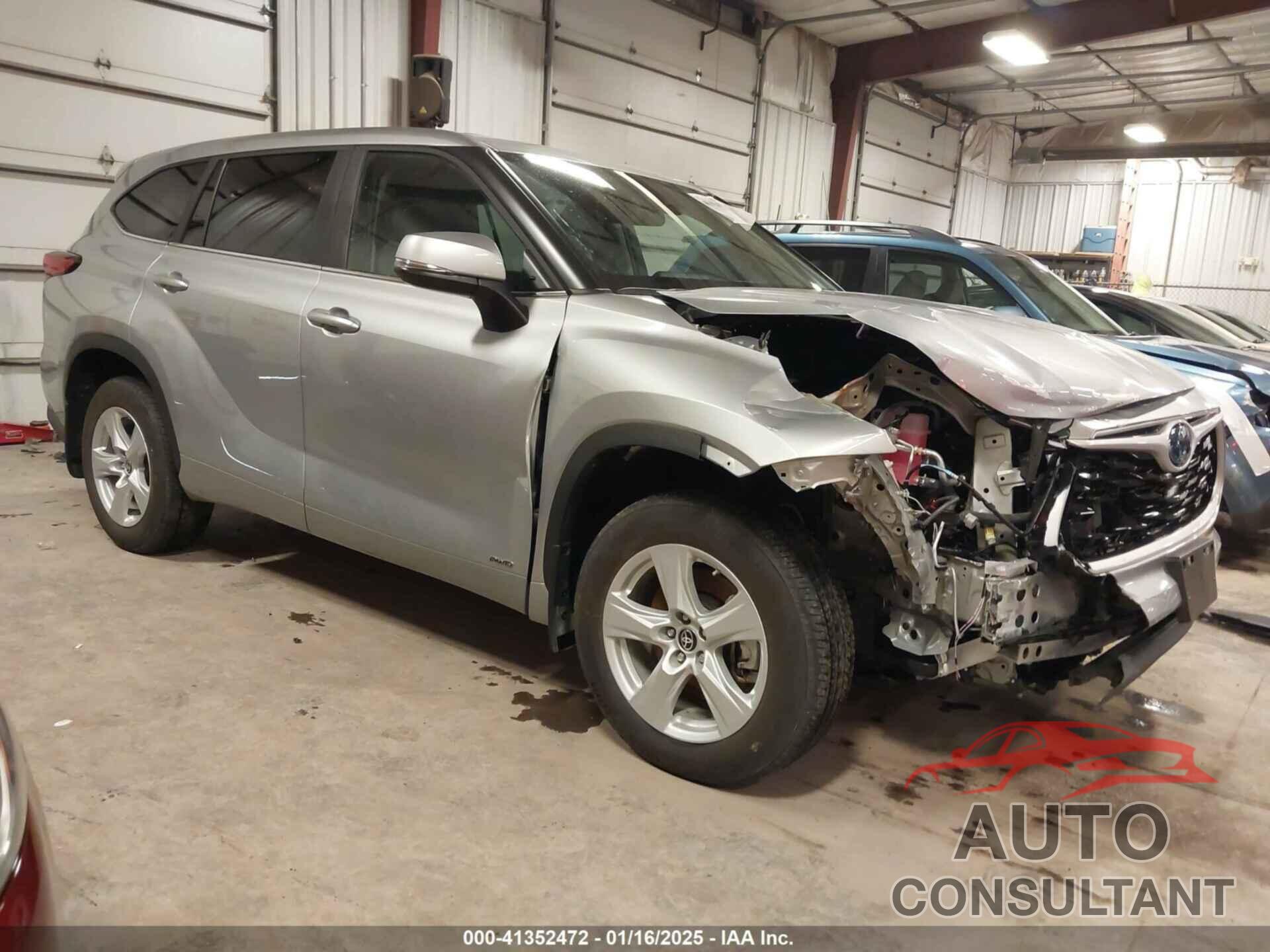 TOYOTA HIGHLANDER 2023 - 5TDBBRCH7PS570304