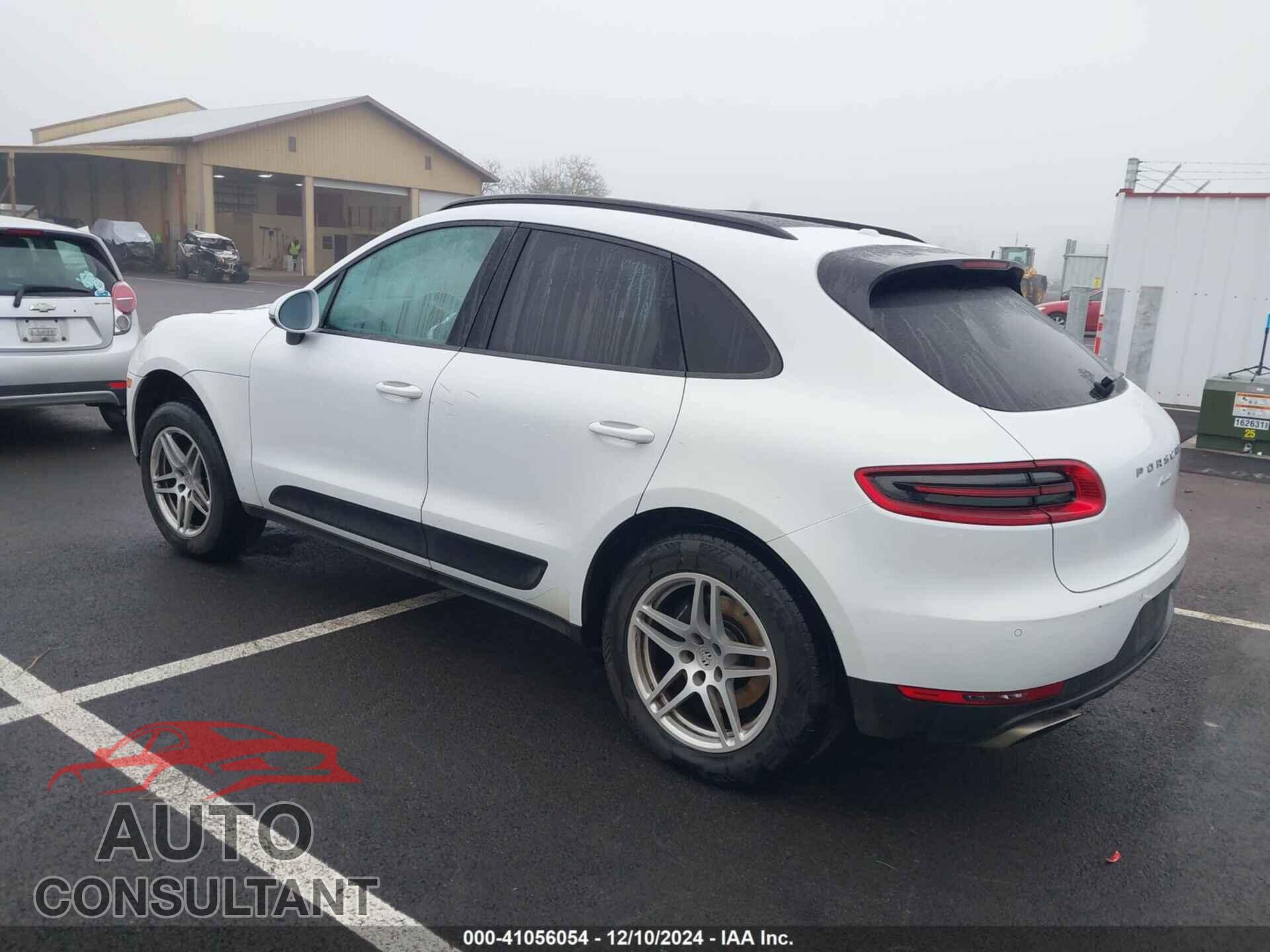PORSCHE MACAN 2017 - WP1AA2A51HLB00026