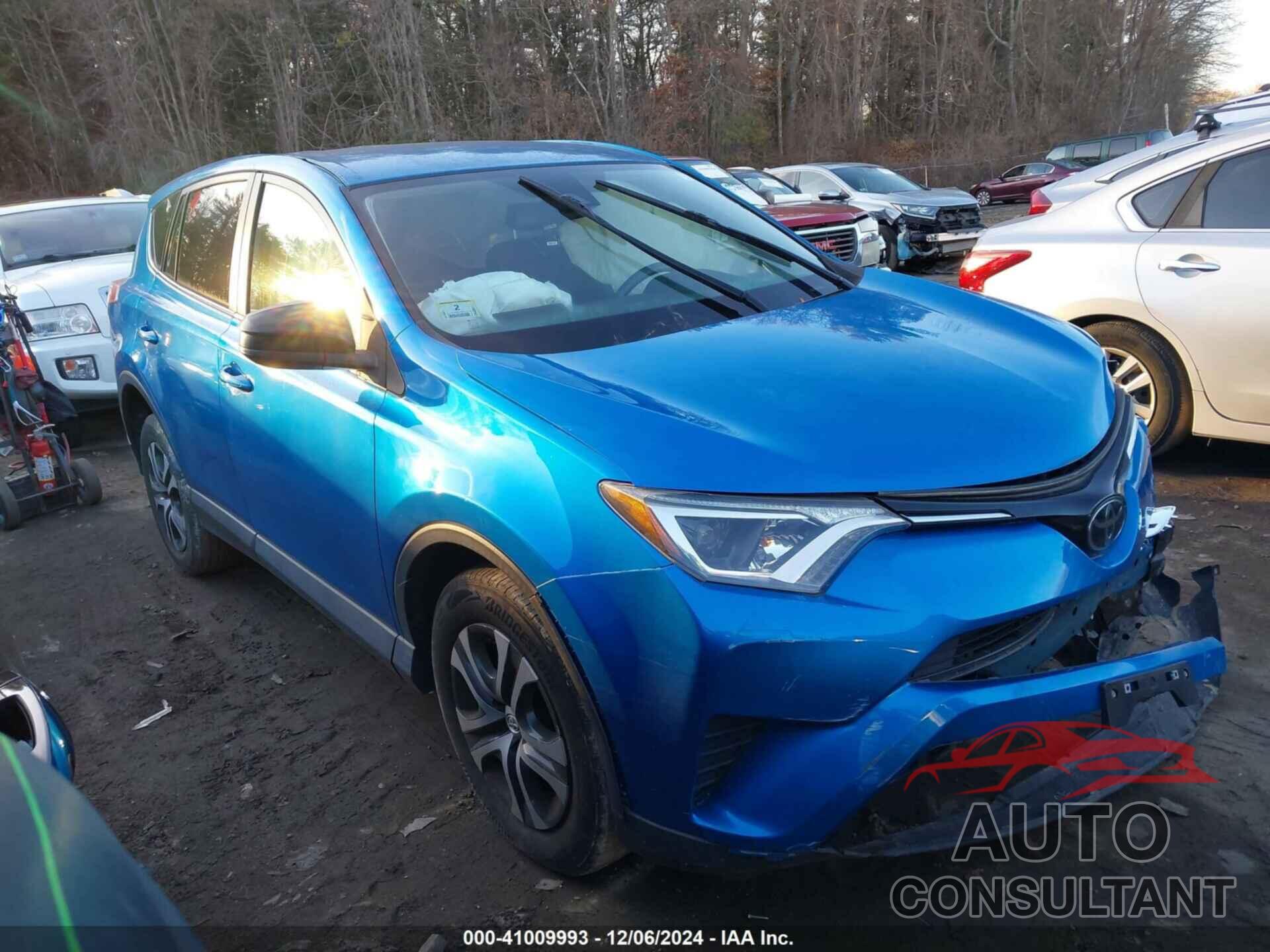 TOYOTA RAV4 2018 - JTMBFREV7JJ254560