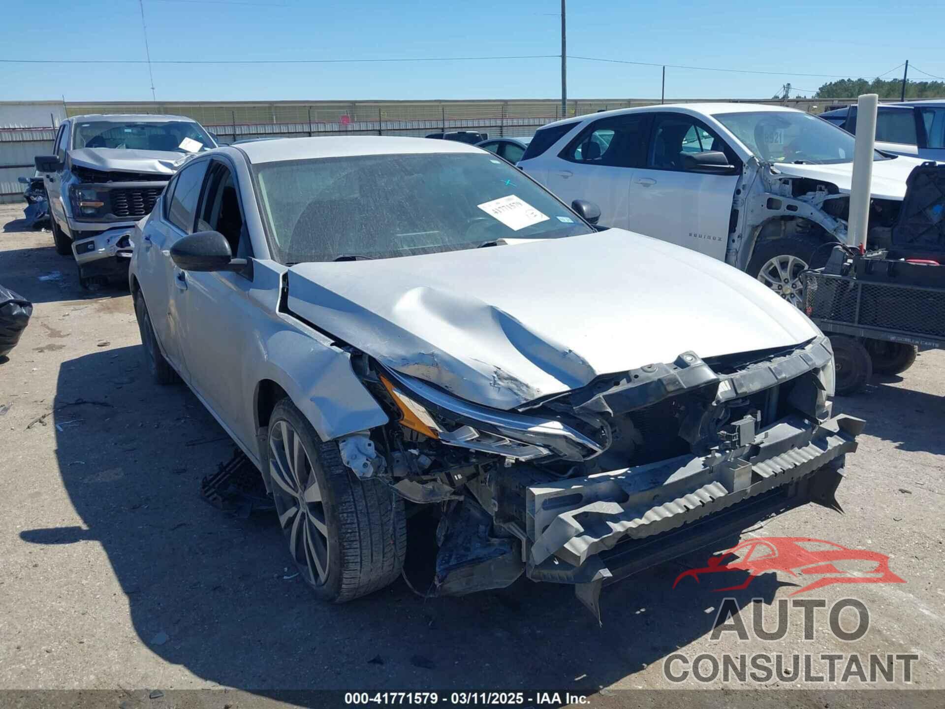 NISSAN ALTIMA 2019 - 1N4BL4CV4KN322487