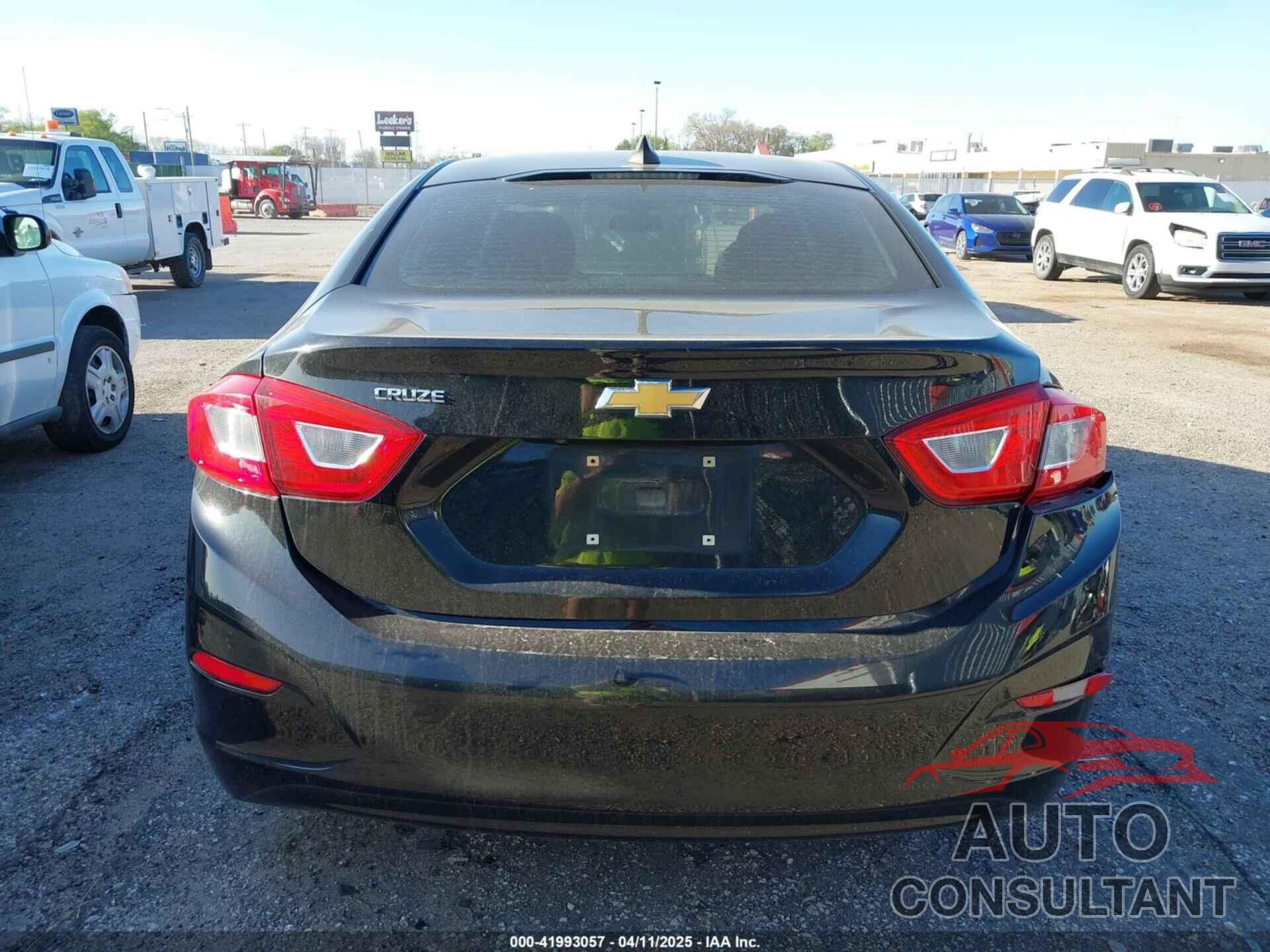 CHEVROLET CRUZE 2019 - 1G1BC5SMXK7126074