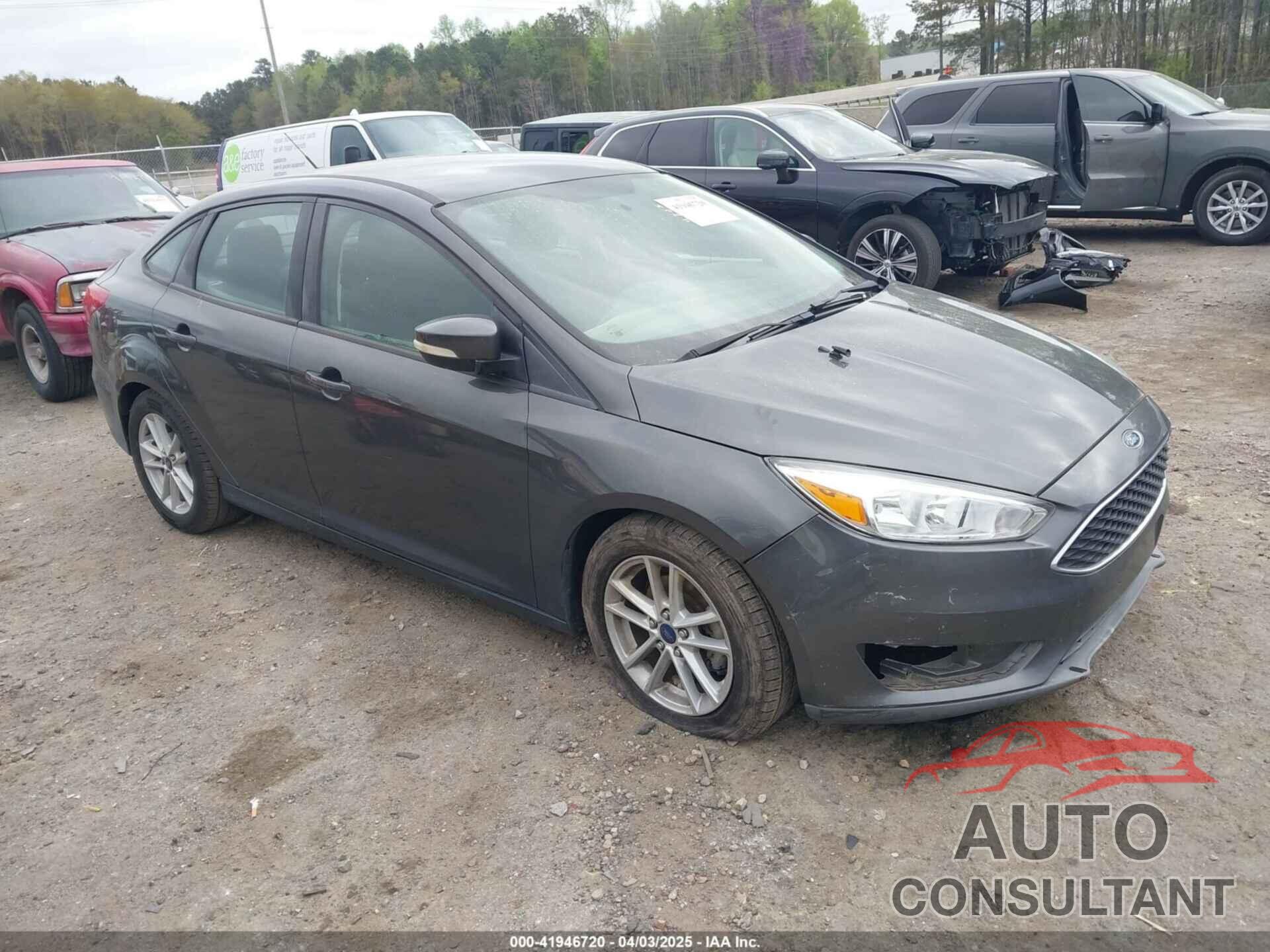 FORD FOCUS 2017 - 1FADP3F23HL277572