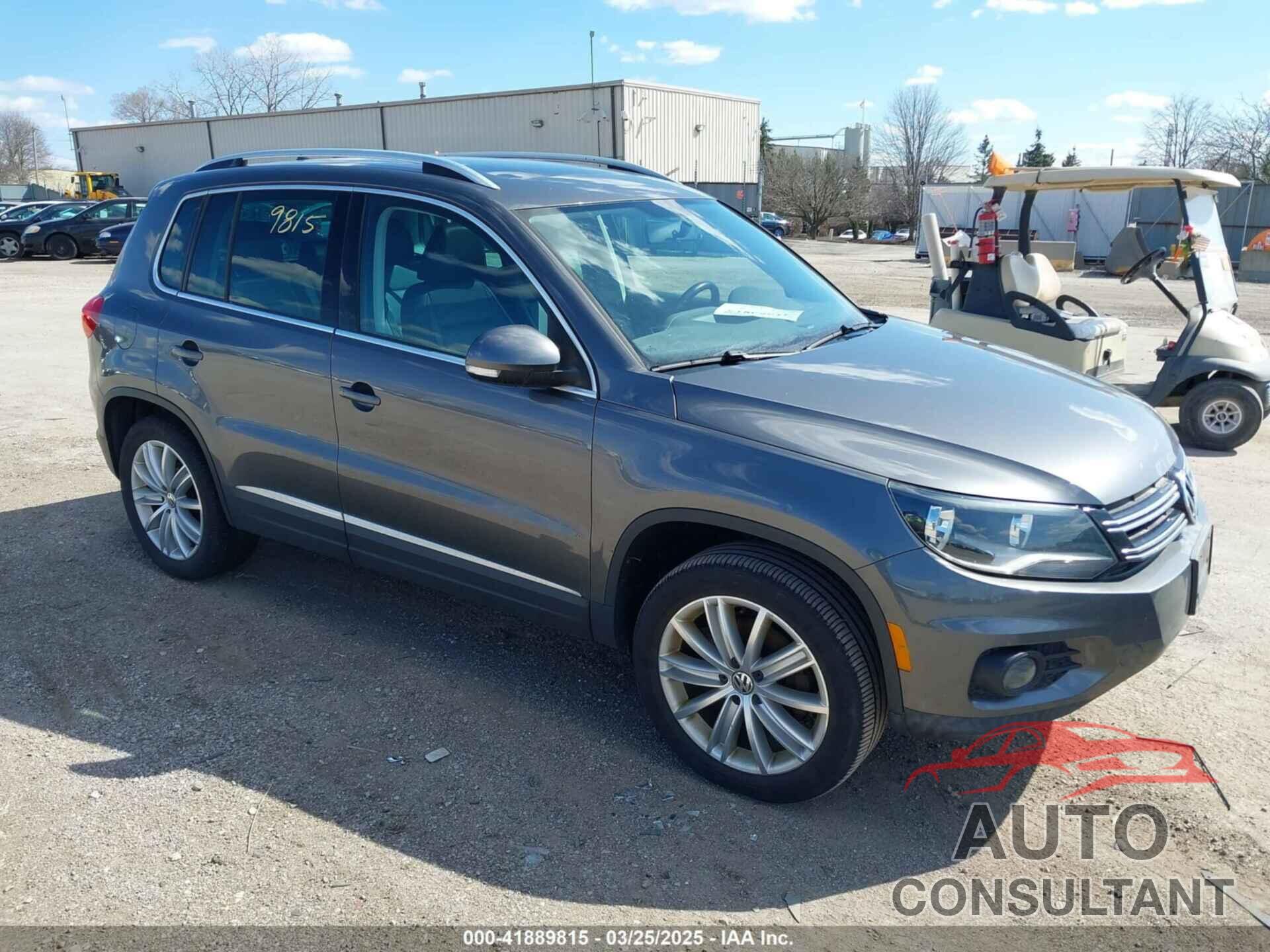 VOLKSWAGEN TIGUAN 2012 - WVGBV7AX4CW000207