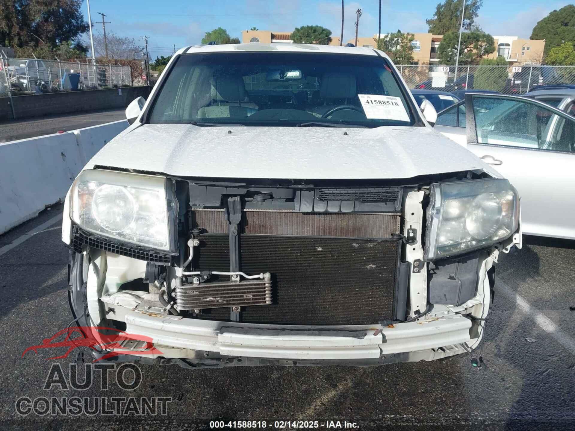 HONDA PILOT 2011 - 5FNYF3H93BB051969