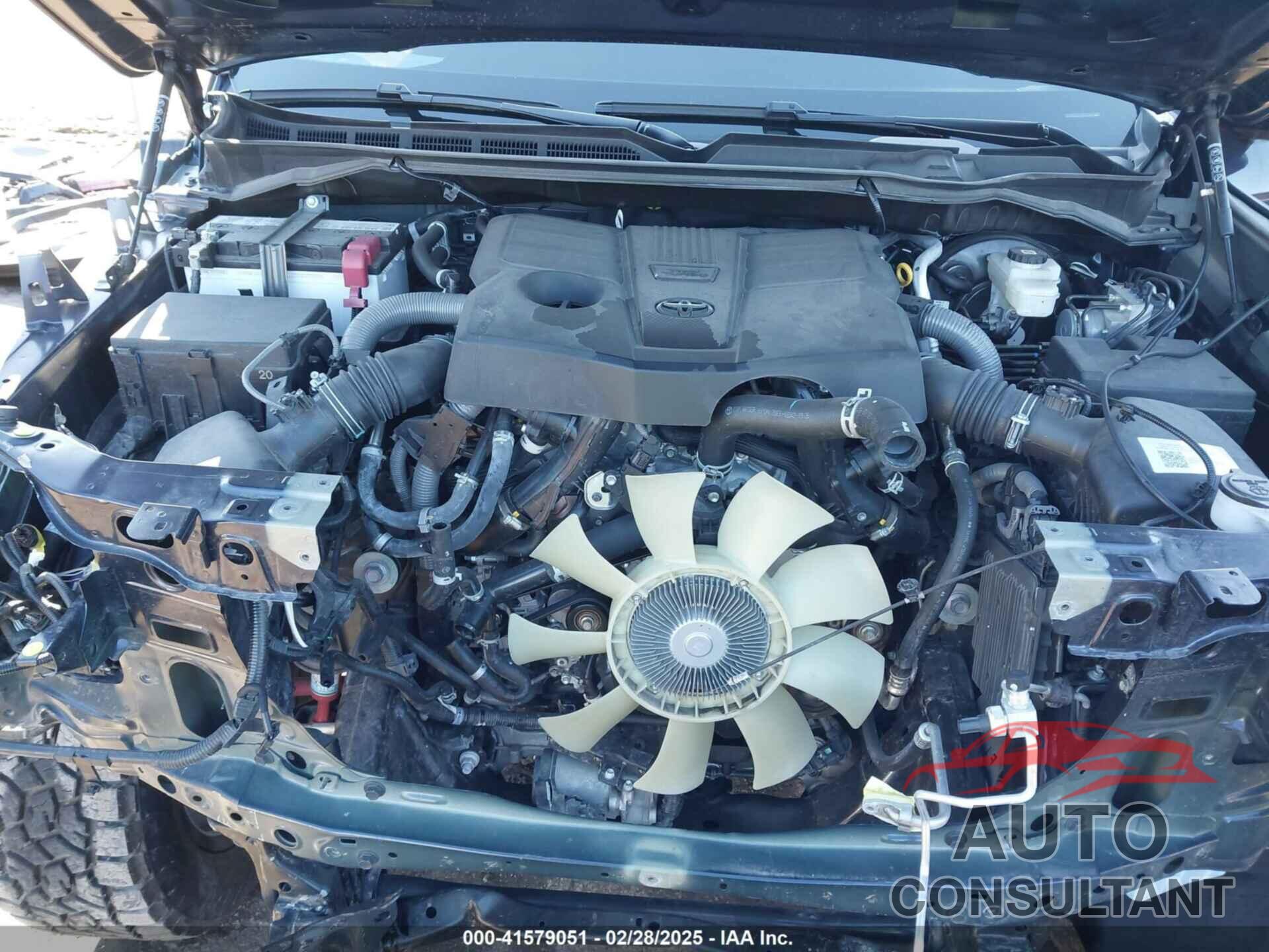 TOYOTA TUNDRA 2023 - 5TFJA5DB1PX129019