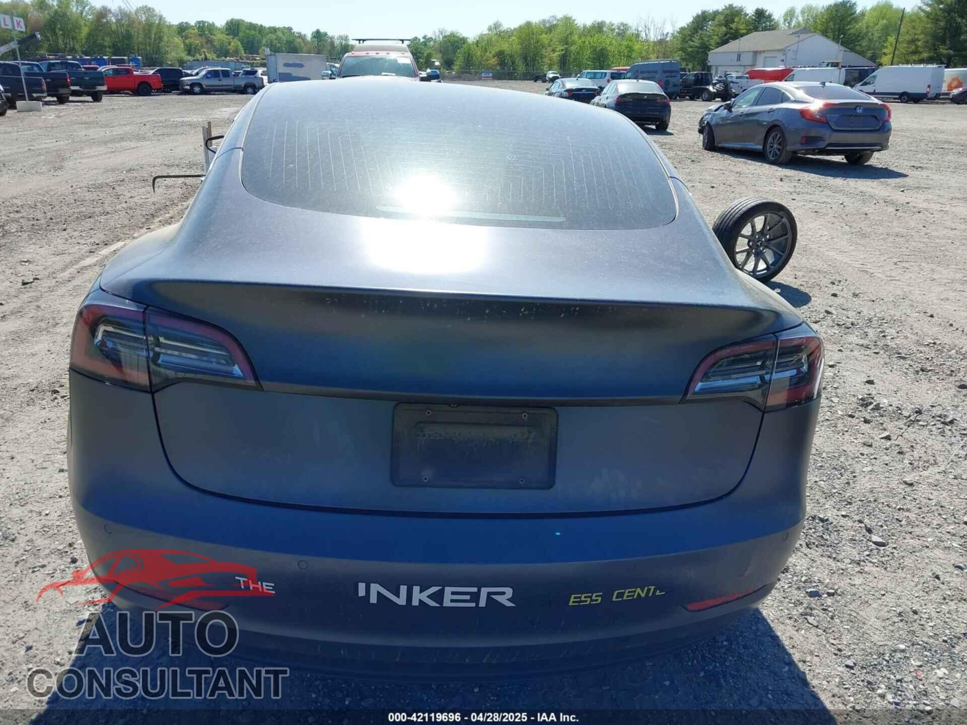 TESLA MODEL 3 2019 - 5YJ3E1EB4KF209793