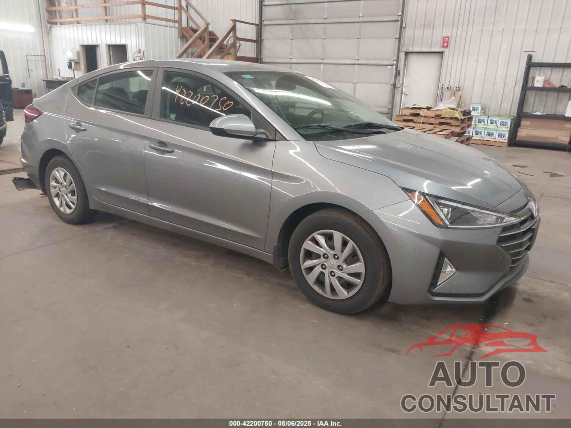 HYUNDAI ELANTRA 2019 - KMHD74LF4KU878672