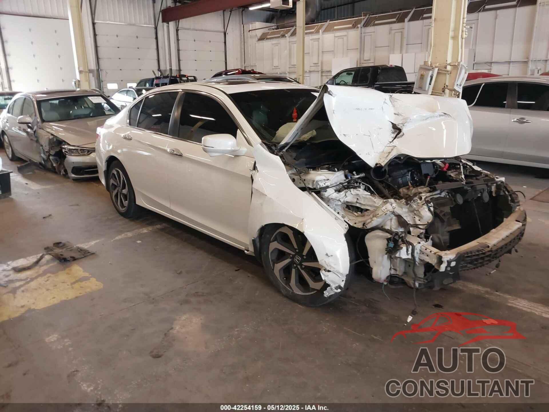 HONDA ACCORD 2016 - 1HGCR2F83GA043586