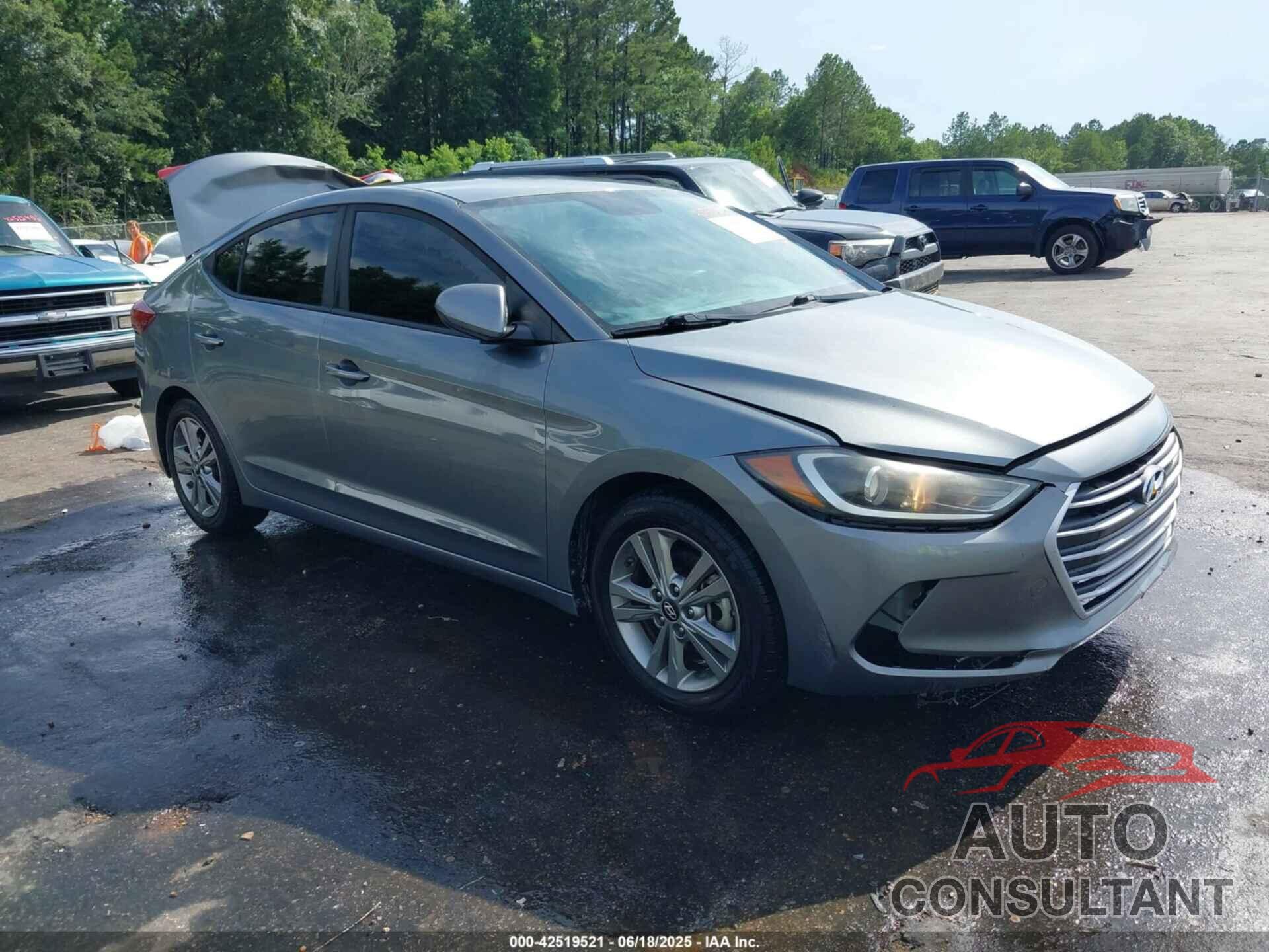 HYUNDAI ELANTRA 2018 - KMHD84LF3JU609719