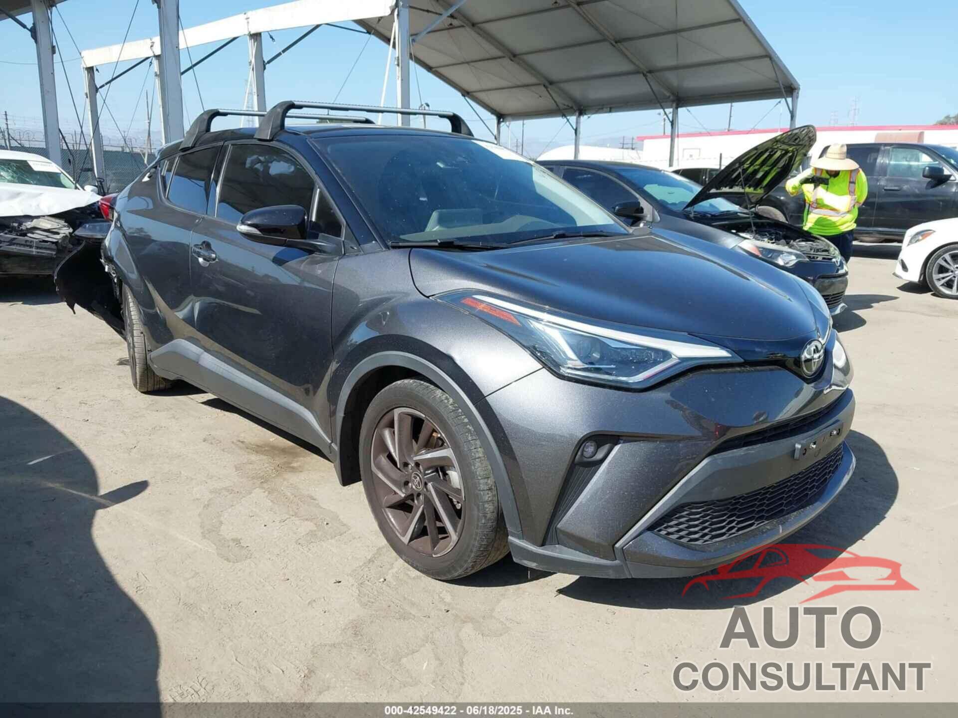 TOYOTA C-HR 2022 - NMTKHMBX0NR142838