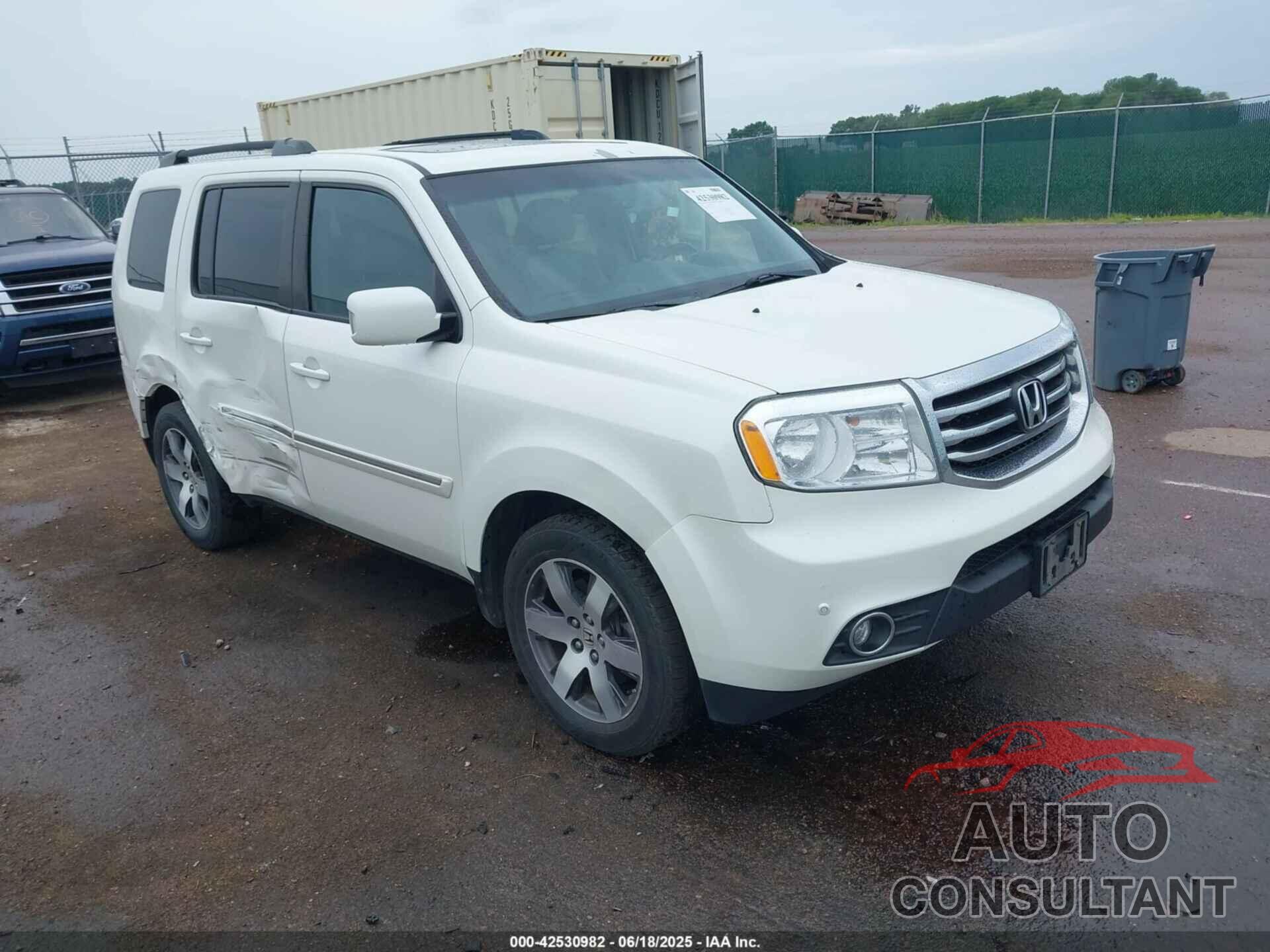 HONDA PILOT 2013 - 5FNYF4H98DB009449