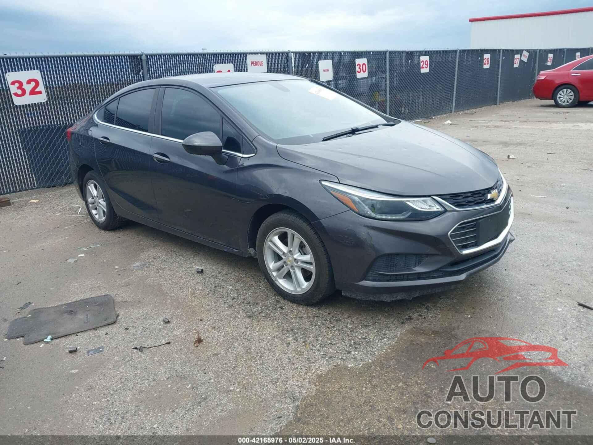 CHEVROLET CRUZE 2017 - 1G1BE5SM5H7151791