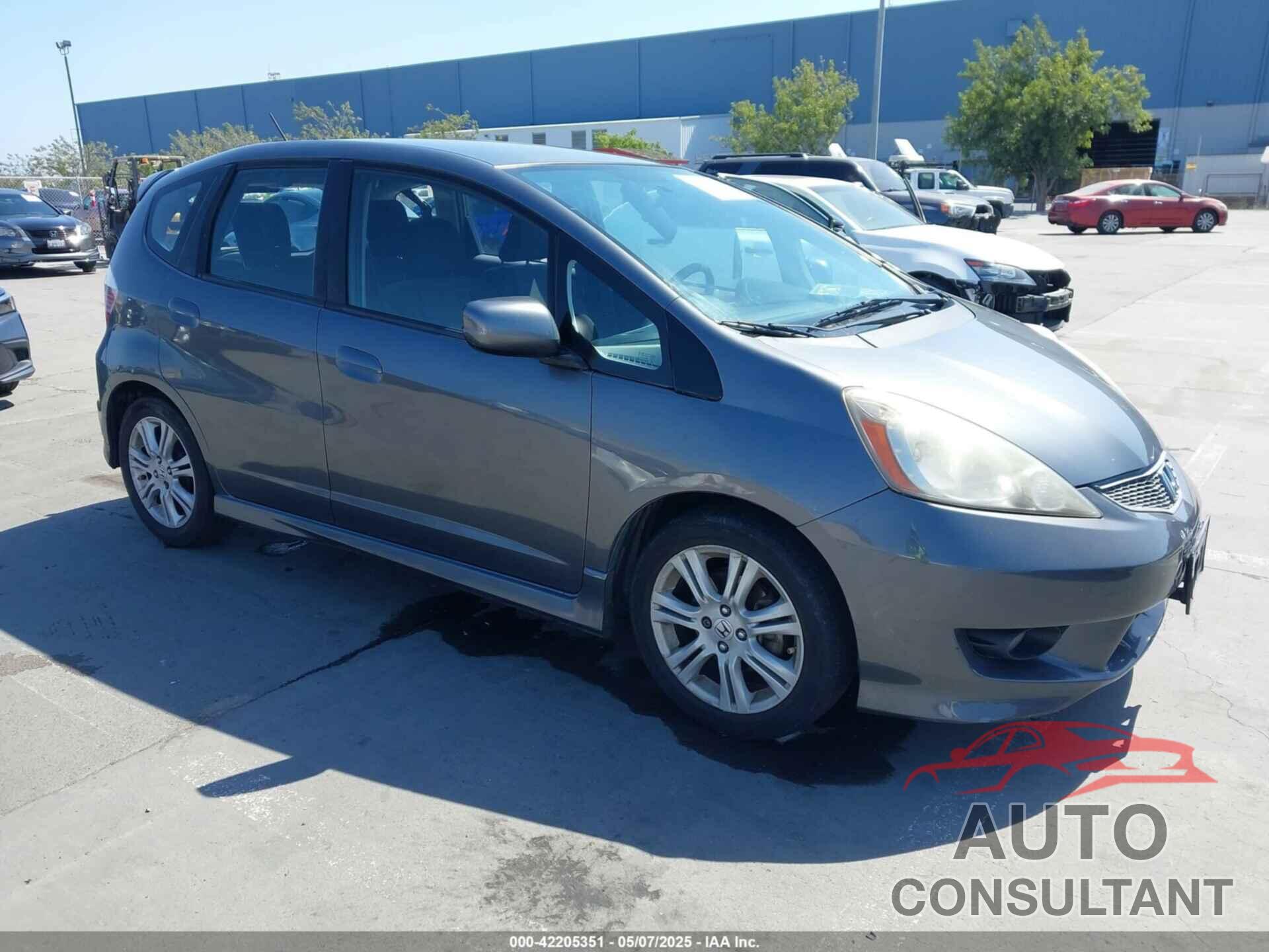 HONDA FIT 2011 - JHMGE8H52BC006588