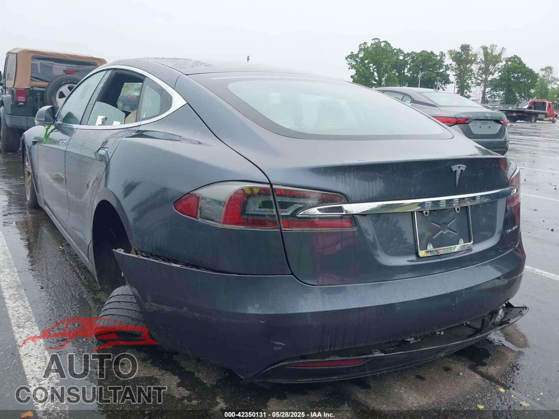 TESLA MODEL S 2020 - 5YJSA1E21LF413251
