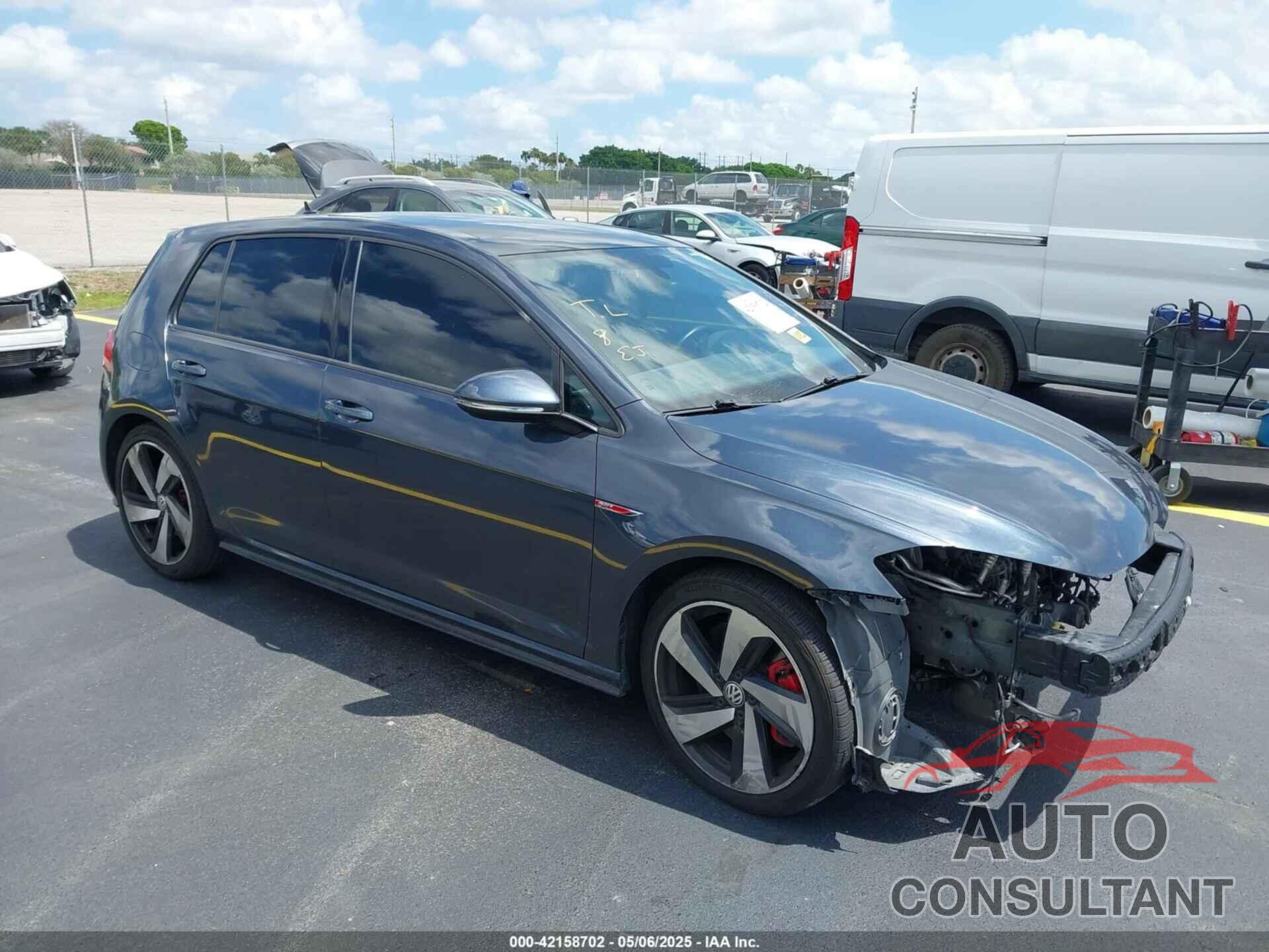 VOLKSWAGEN GOLF GTI 2018 - 3VW447AUXJM263625