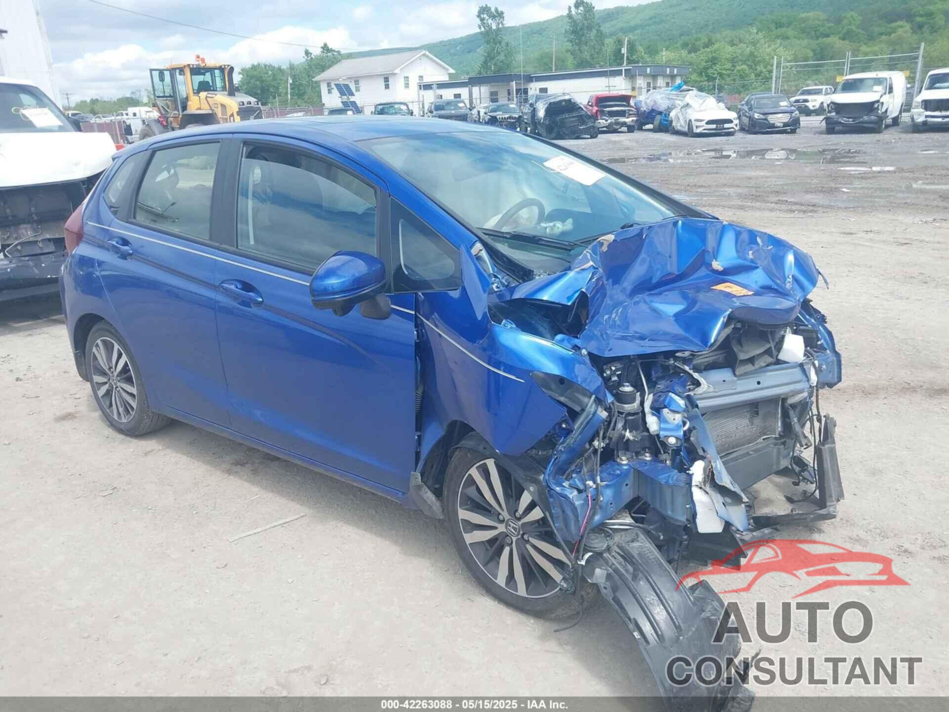 HONDA FIT 2016 - JHMGK5H75GX024429