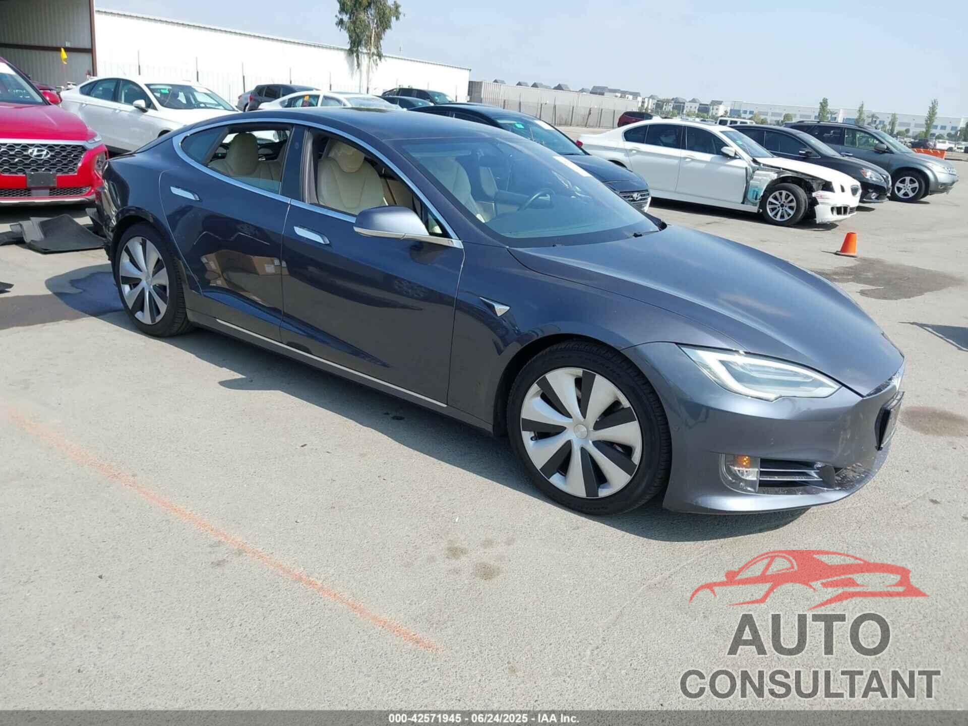 TESLA MODEL S 2020 - 5YJSA1E24LF415849