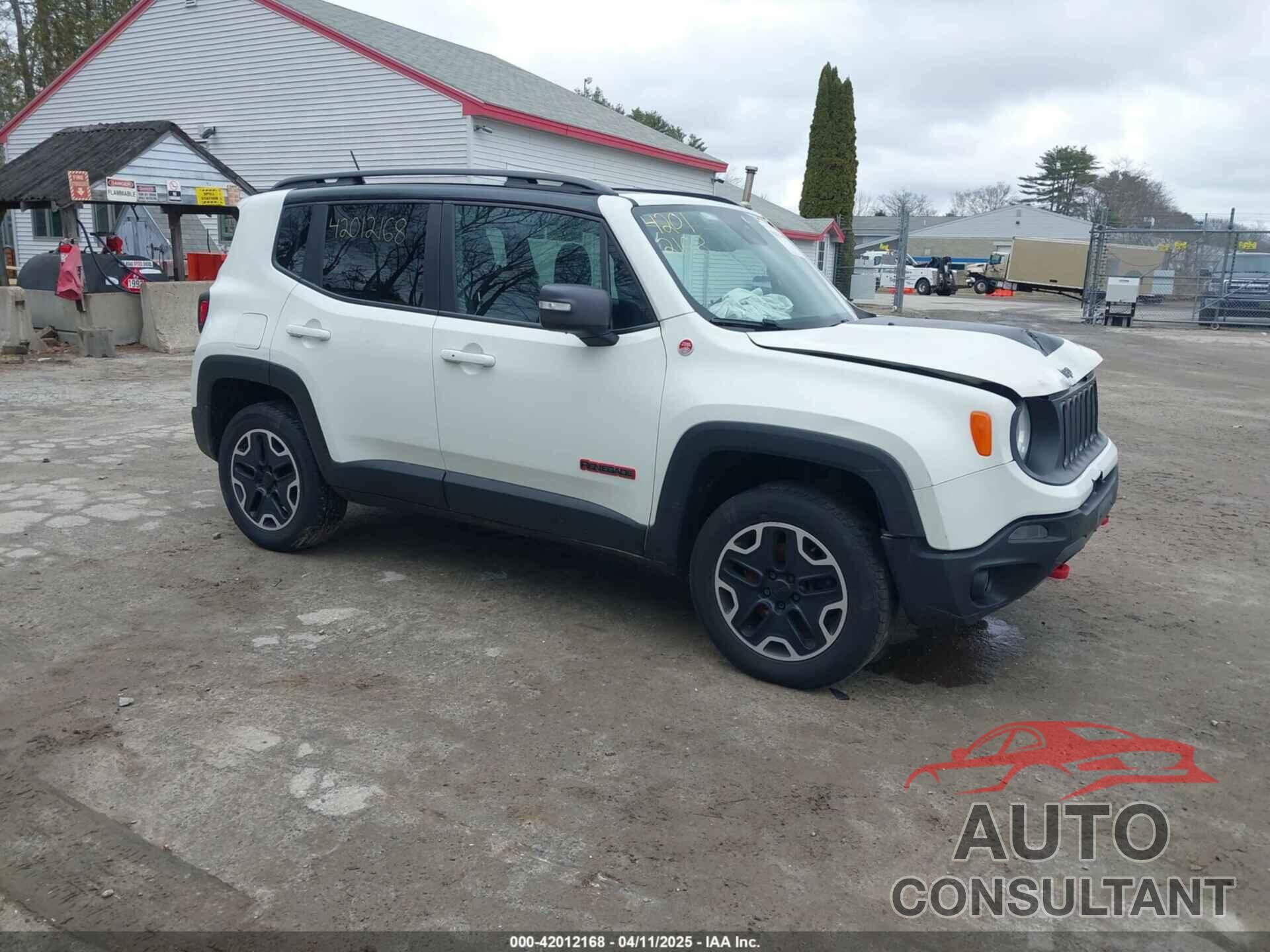 JEEP RENEGADE 2015 - ZACCJBCT4FPC40814
