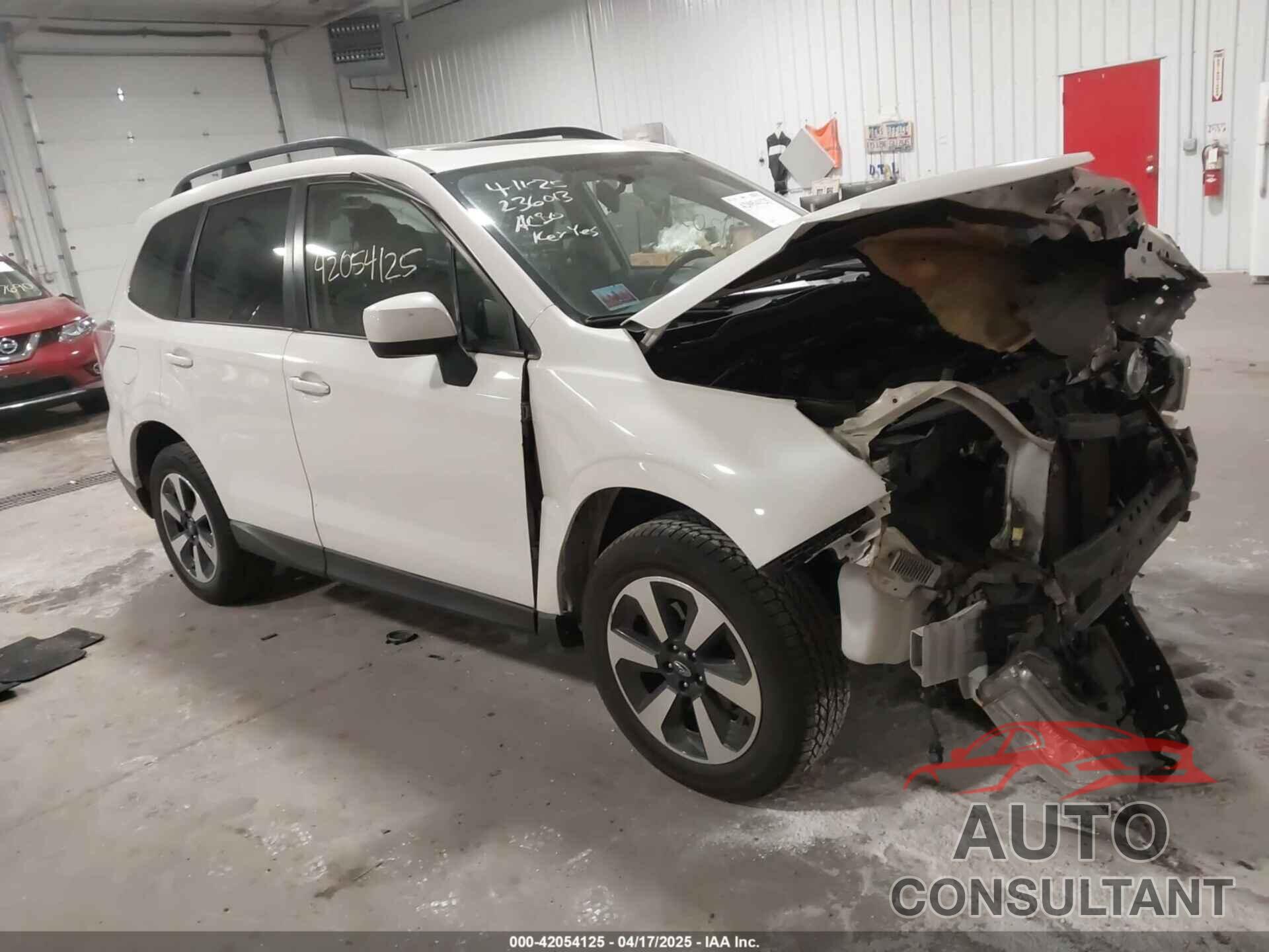SUBARU FORESTER 2018 - JF2SJAGC8JH475685