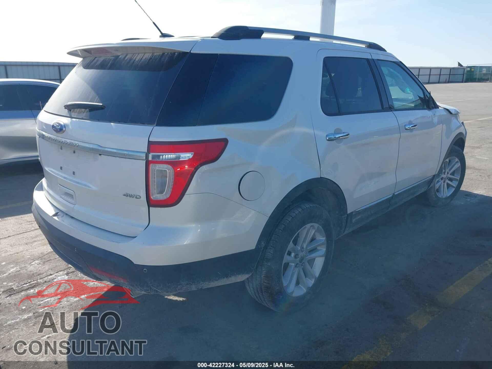 FORD EXPLORER 2011 - 1FMHK8D86BGA39046
