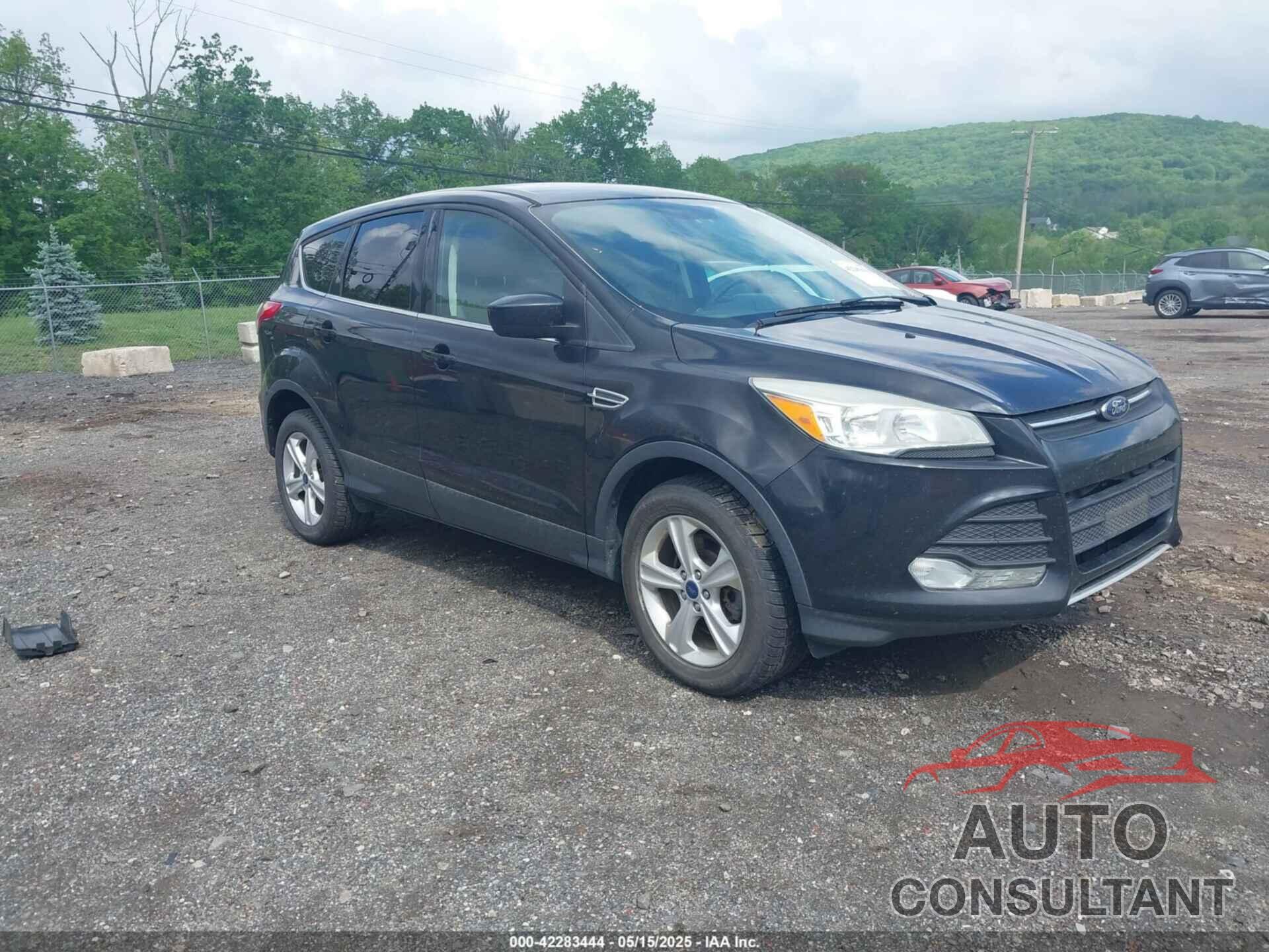 FORD ESCAPE 2015 - 1FMCU9GX1FUC65404