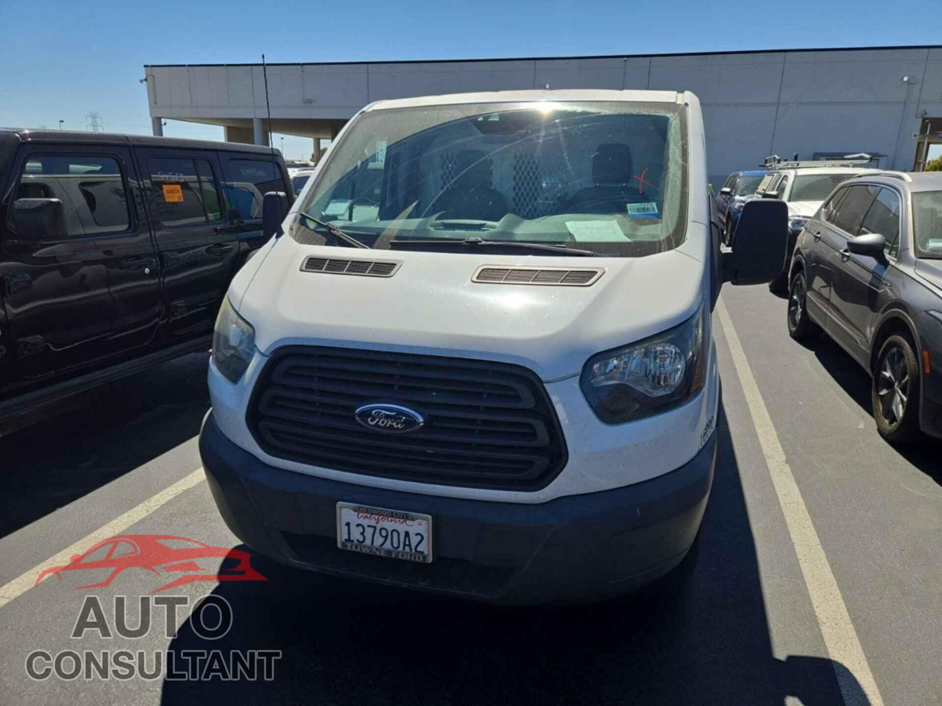 FORD TRANSIT-150 2016 - 1FTYE1YM0GKB18601
