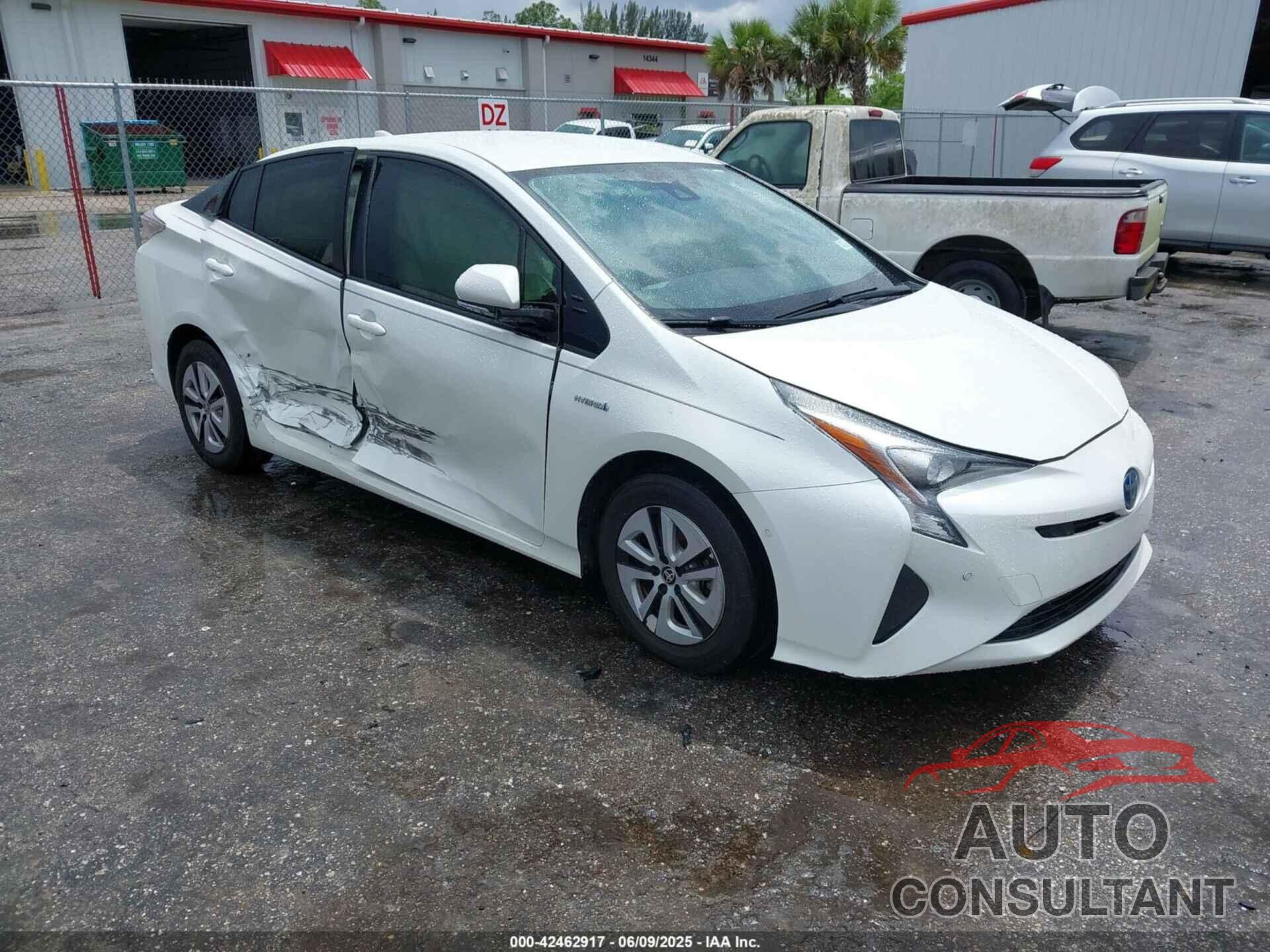 TOYOTA PRIUS 2017 - JTDKBRFU5H3044068