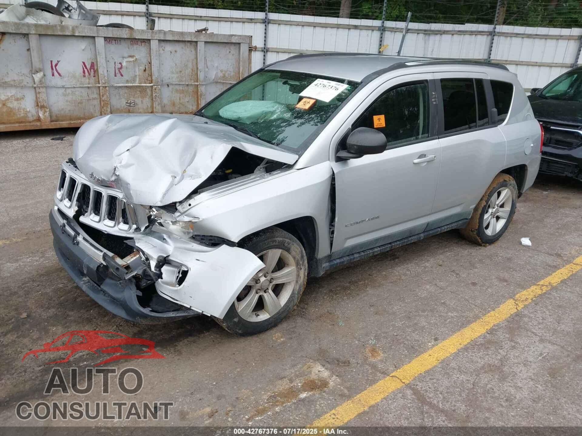 JEEP COMPASS 2011 - 1J4NF1FB2BD148448