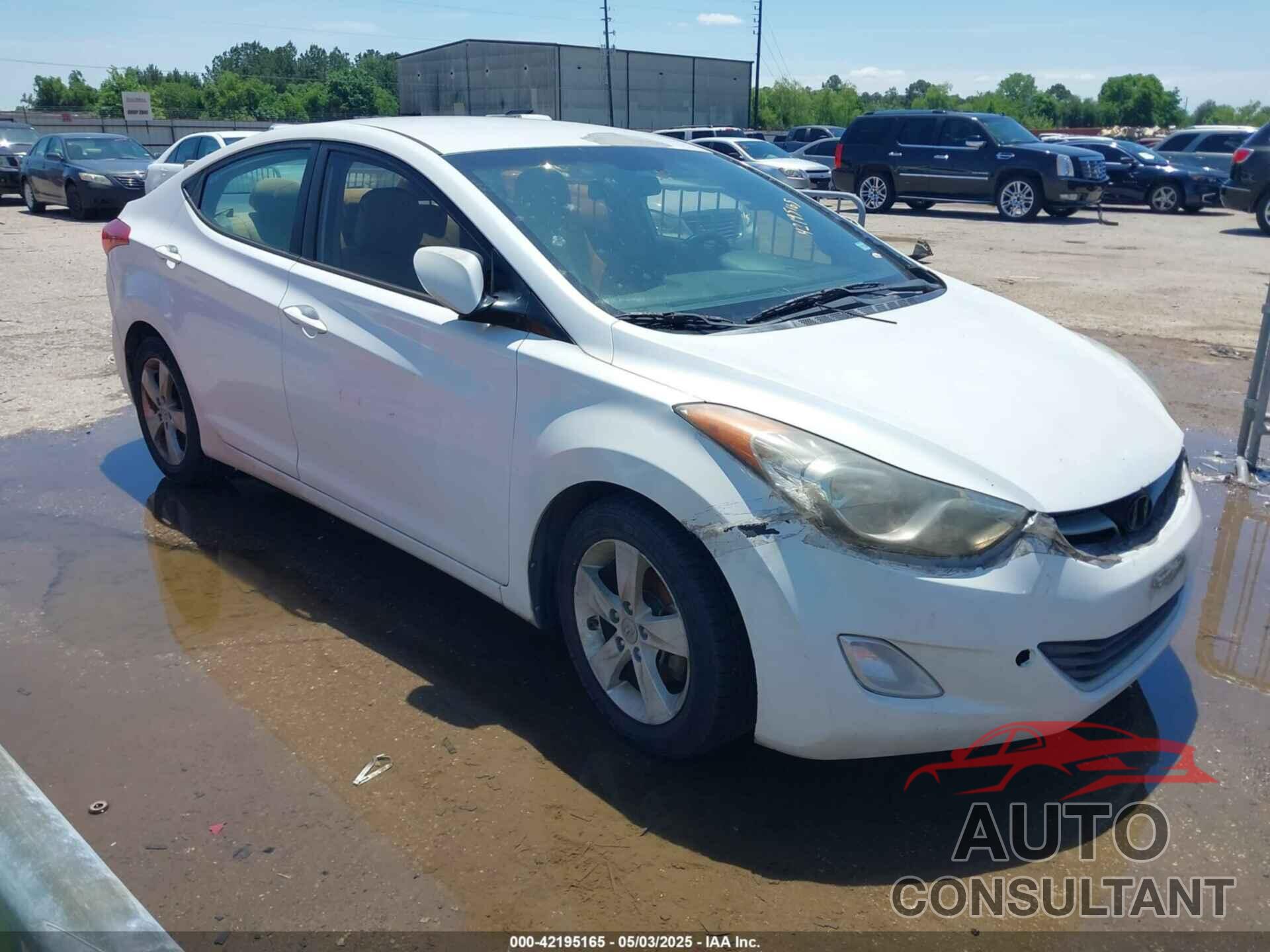 HYUNDAI ELANTRA 2013 - 5NPDH4AE6DH387593